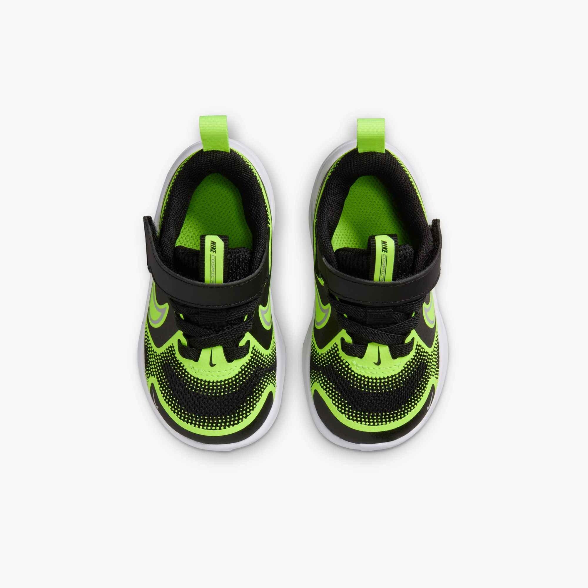 Nike Cosmic Runner "Black/Volt/Wolf Grey" Infant Boys' Running Shoe - BLACK/VOLT/GREY Thumbnail View 3