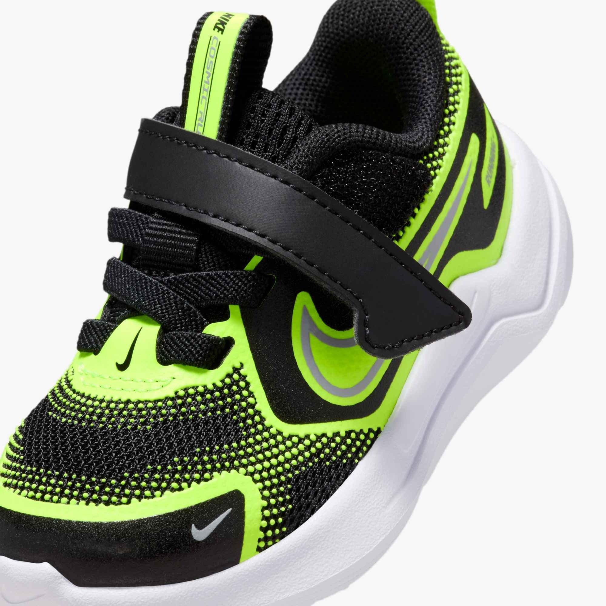 Nike Cosmic Runner "Black/Volt/Wolf Grey" Infant Boys' Running Shoe - BLACK/VOLT/GREY Thumbnail View 6