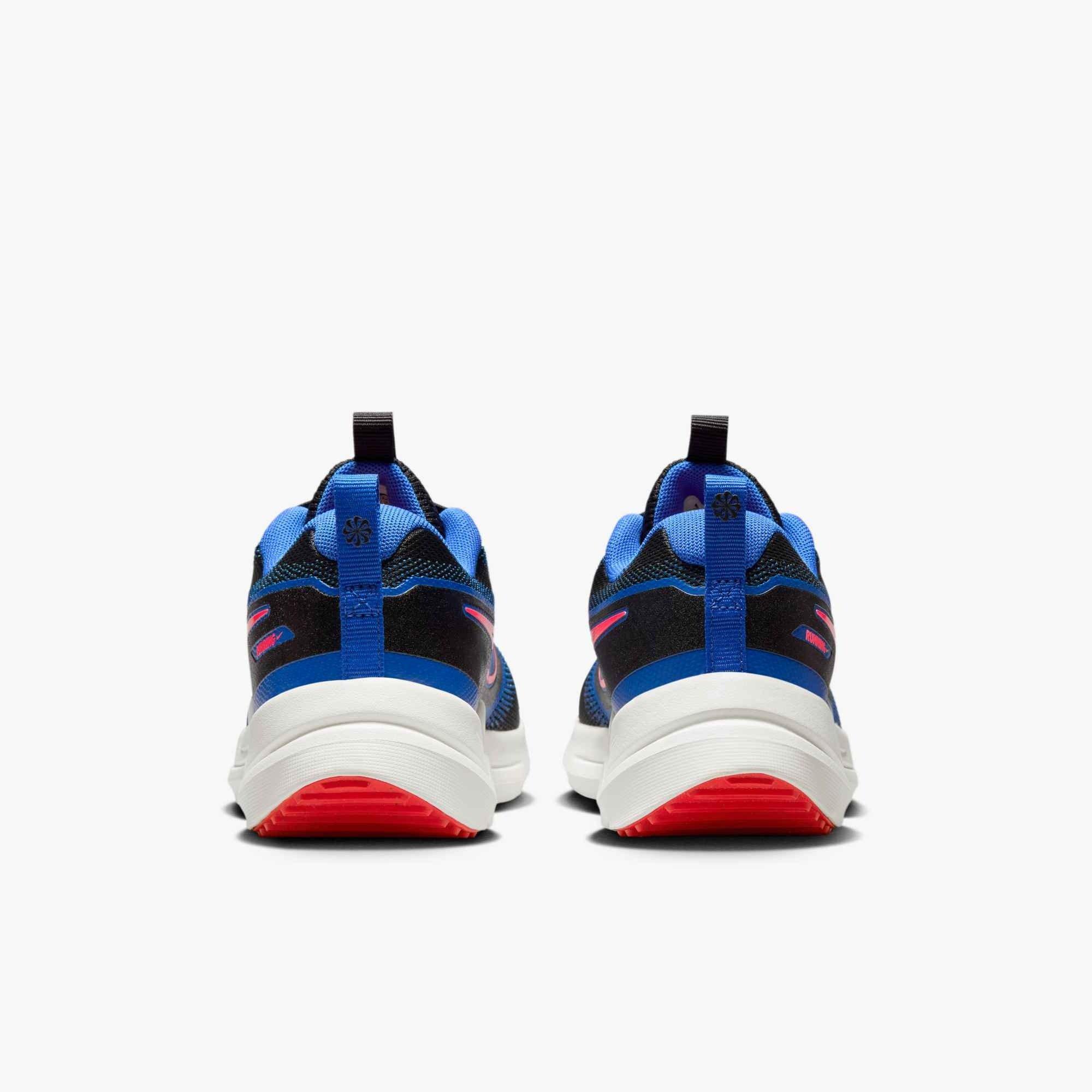 Nike Cosmic Runner "Black/Hyper Royal/Summit White/Bright Crimson" Grade School Boys' Running Shoe - BLACK/ROYAL/WHITE/RED Thumbnail View 5
