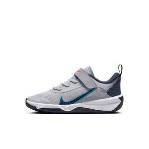 Nike Omni Multi-Court "Wolf Grey/Bright Crimson/Dusty Cactus/Thunder Blue" Preschool Boys' Shoe