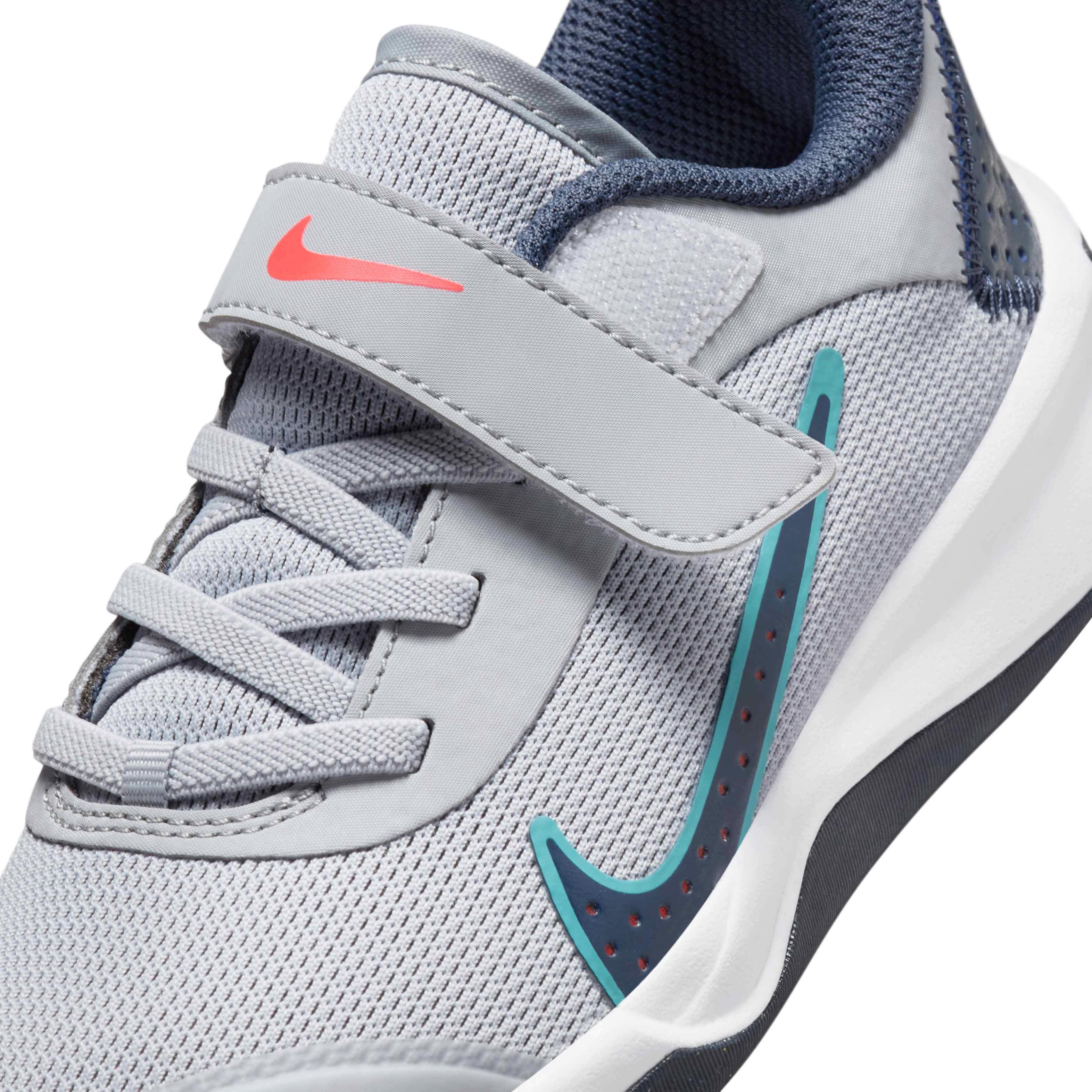 Nike Omni Multi-Court Preschool Boys' "Wolf Grey/Bright Crimson/Dusty Cactus/Thunder Blue" Shoe