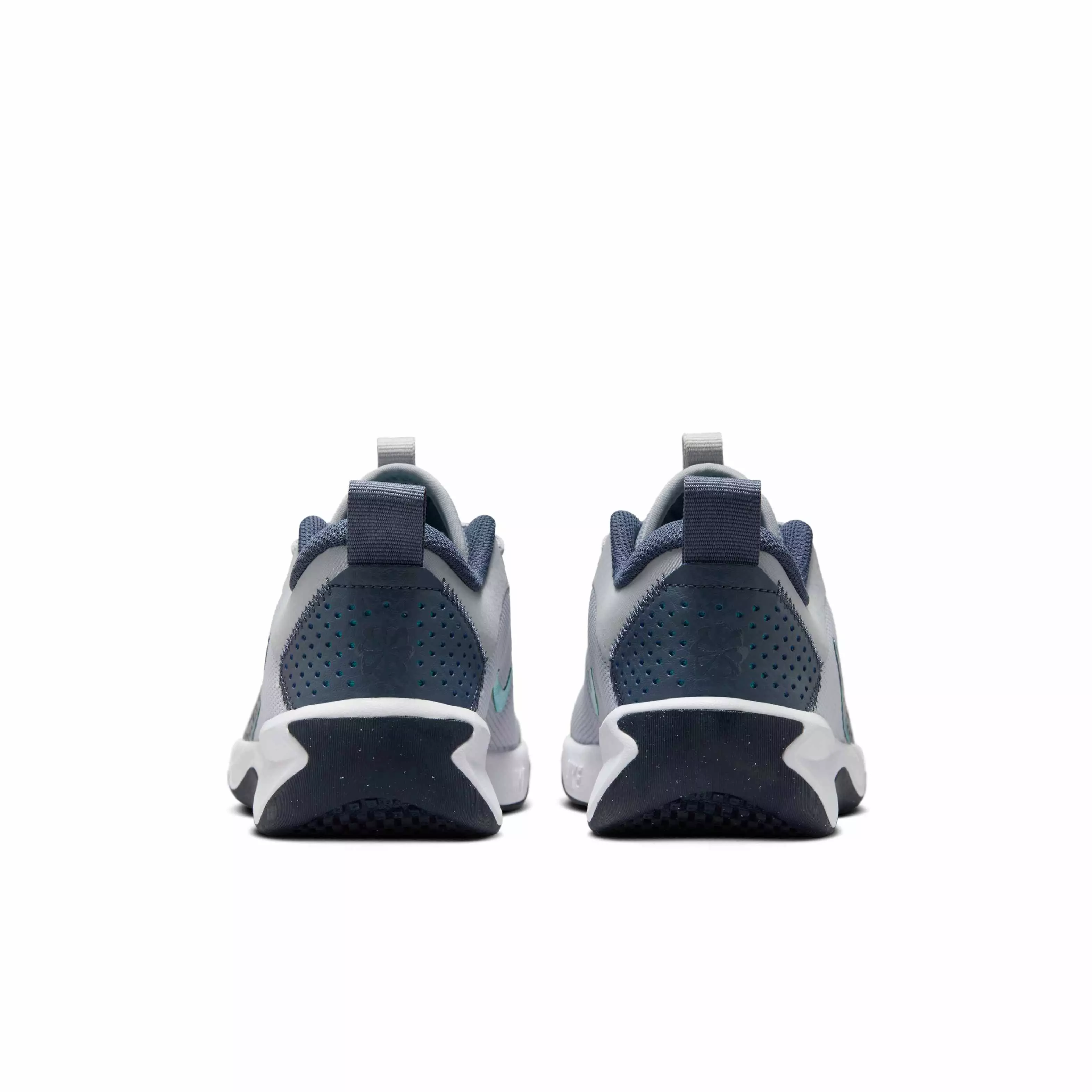 Nike Omni Multi-Court "Wolf Grey/Crimson/Dusty Cactus/Thunder Blue" Grade School Boys' Shoe - GREY/CRIMSON/CACTUS/BLUE