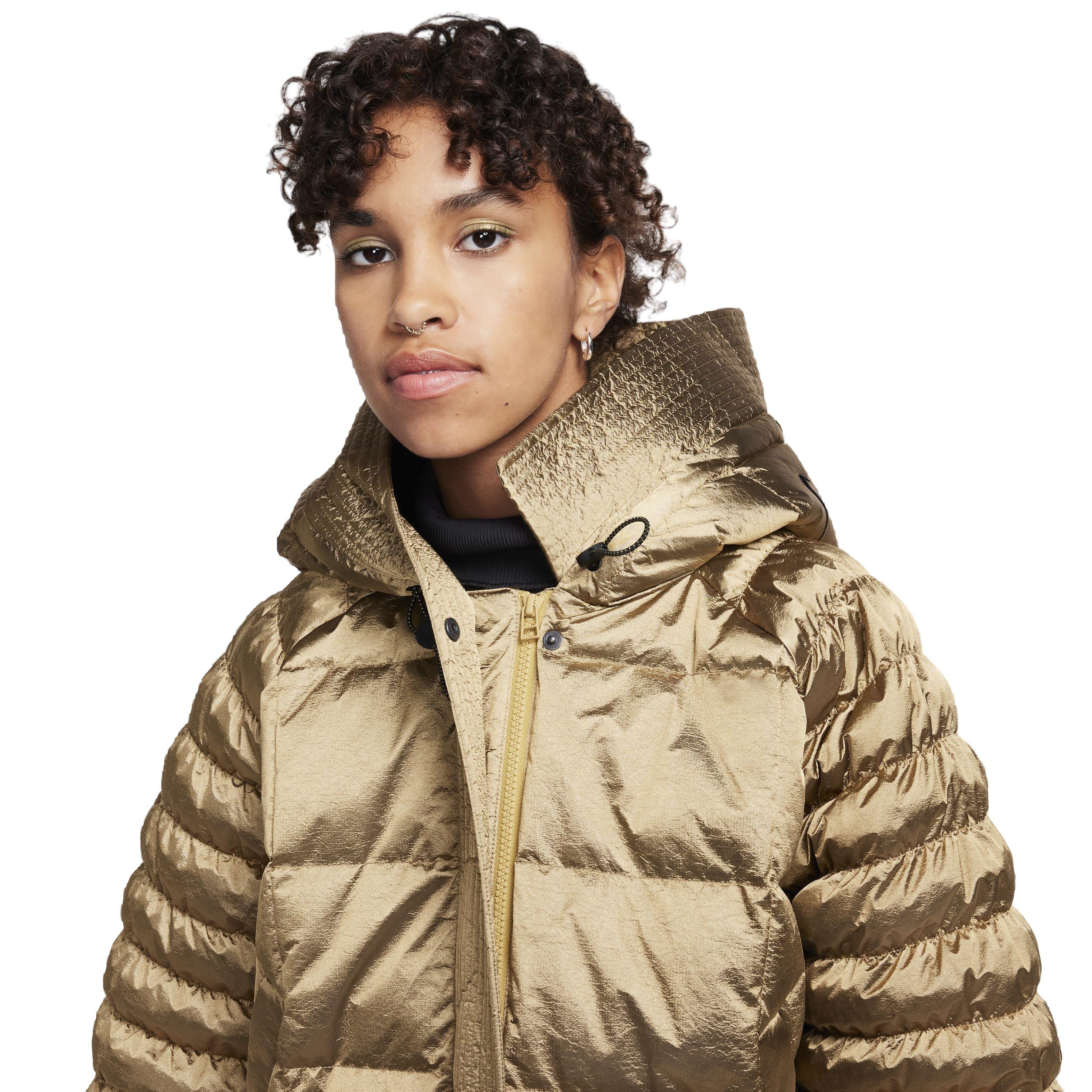 Nike Women's Sportswear Swoosh Puffer Shine PrimaLoft Therma-FIT Oversized Hooded Jacket -Gold - GOLD Thumbnail View 3