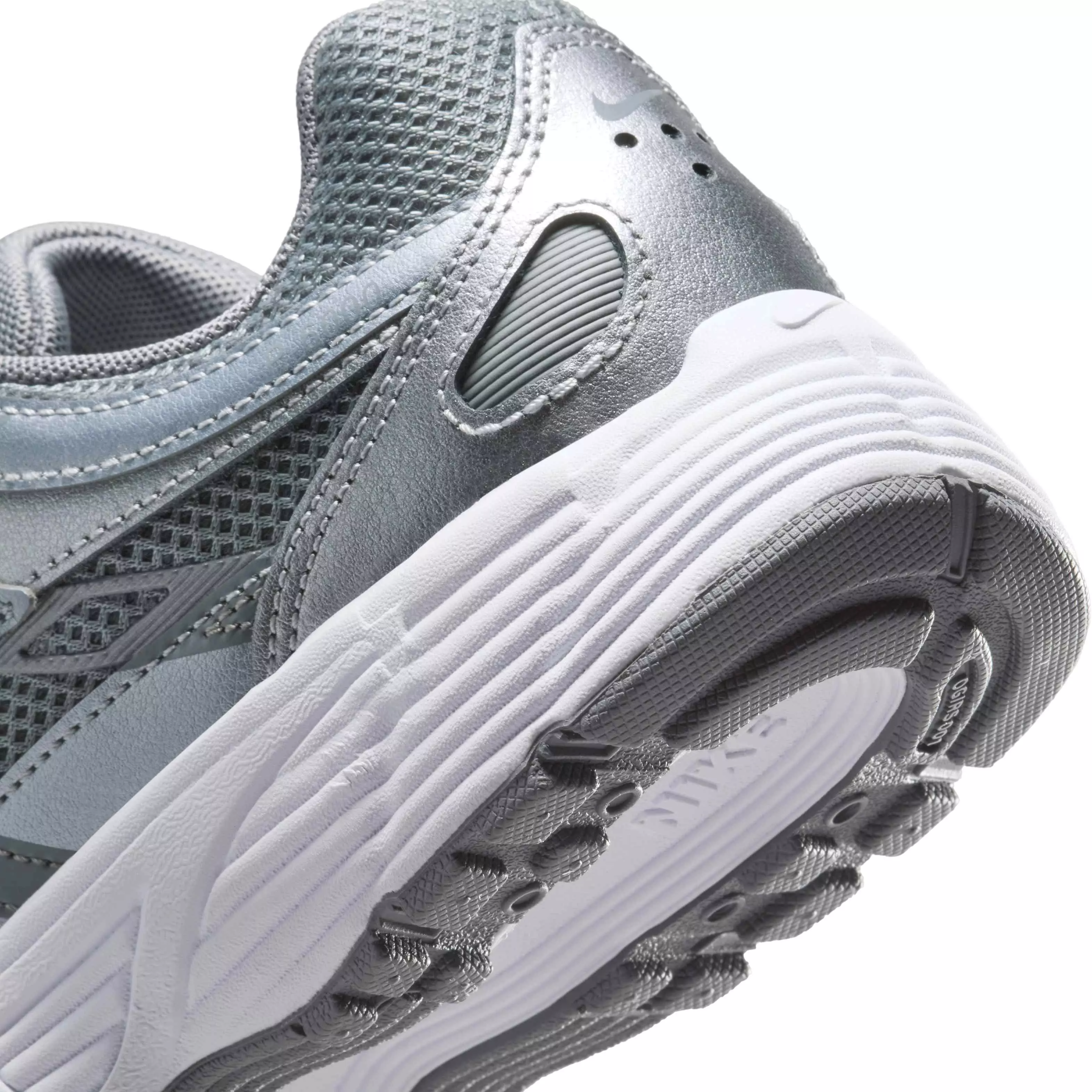 Nike P-6000 "Metallic Cool Grey/White/Wolf Grey/Cool Grey" Grade School Boys' Shoe - GREY/WHITE/GREY/GREY