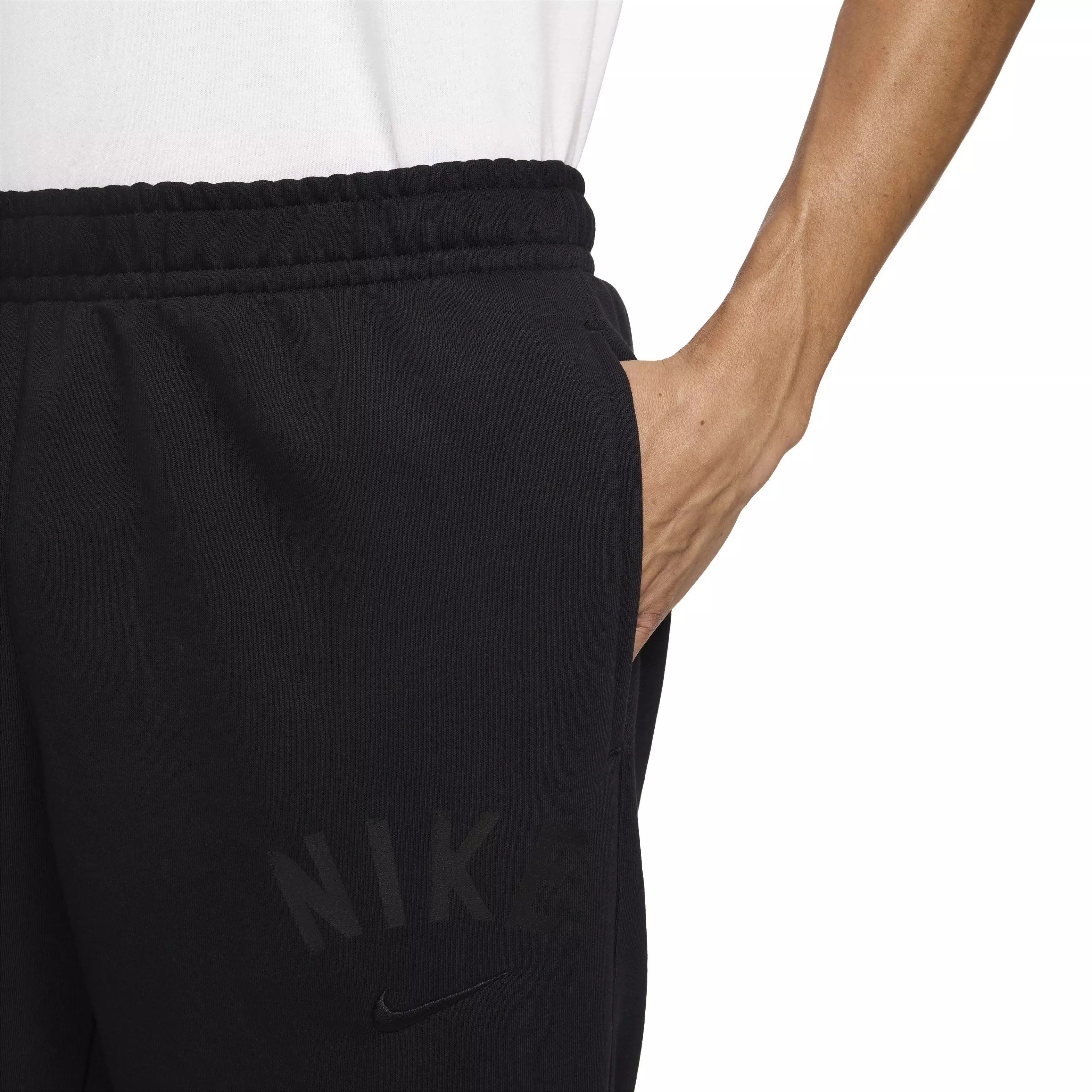 Nike Men's Swoosh Dri-FIT Fleece Fitness Joggers - BLACK