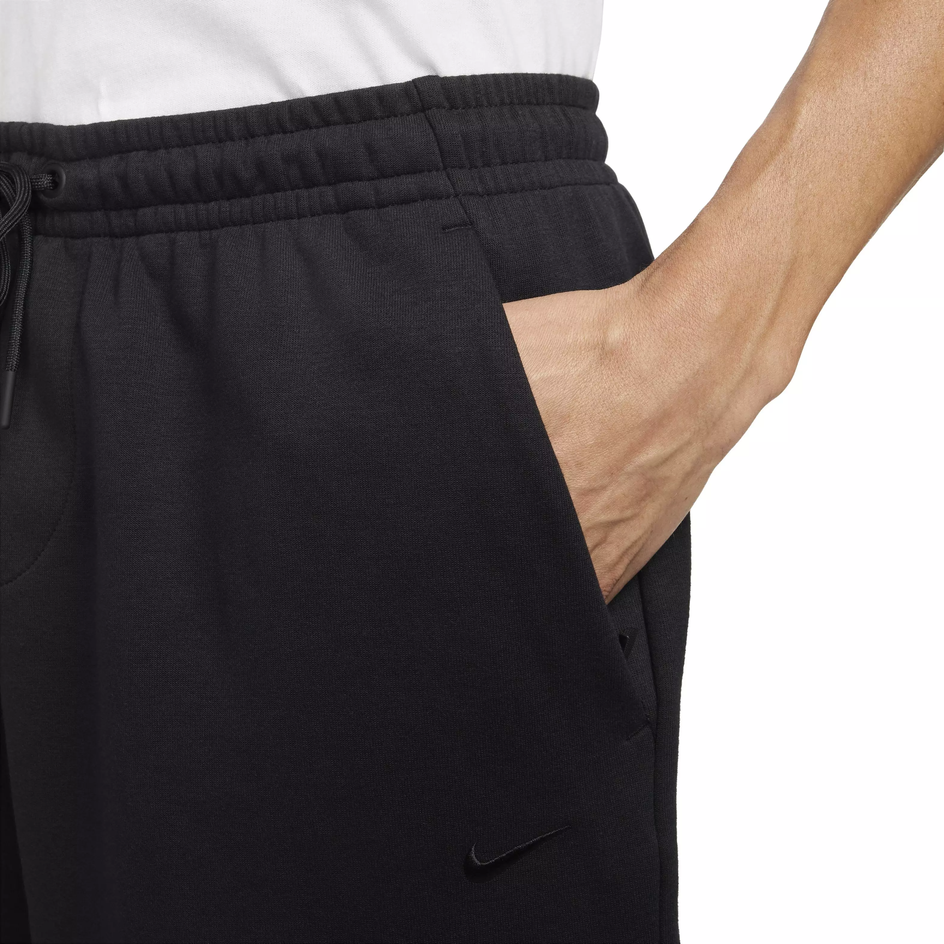 Nike Men's Primary 7" Dri-FIT UV Unlined Versatile Shorts - BLACK