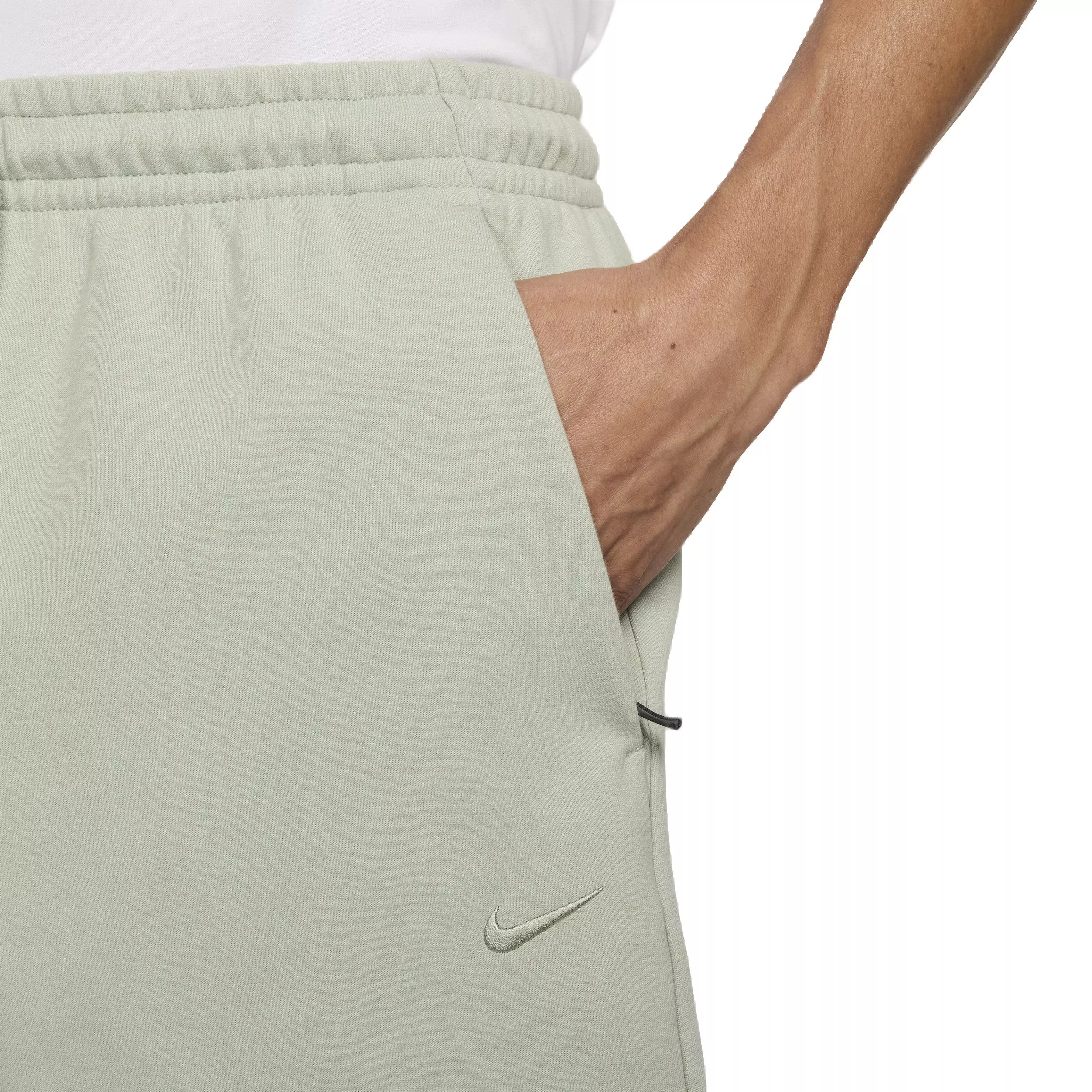 Nike Men's Primary 7" Dri-FIT UV Unlined Versatile Shorts - JADE