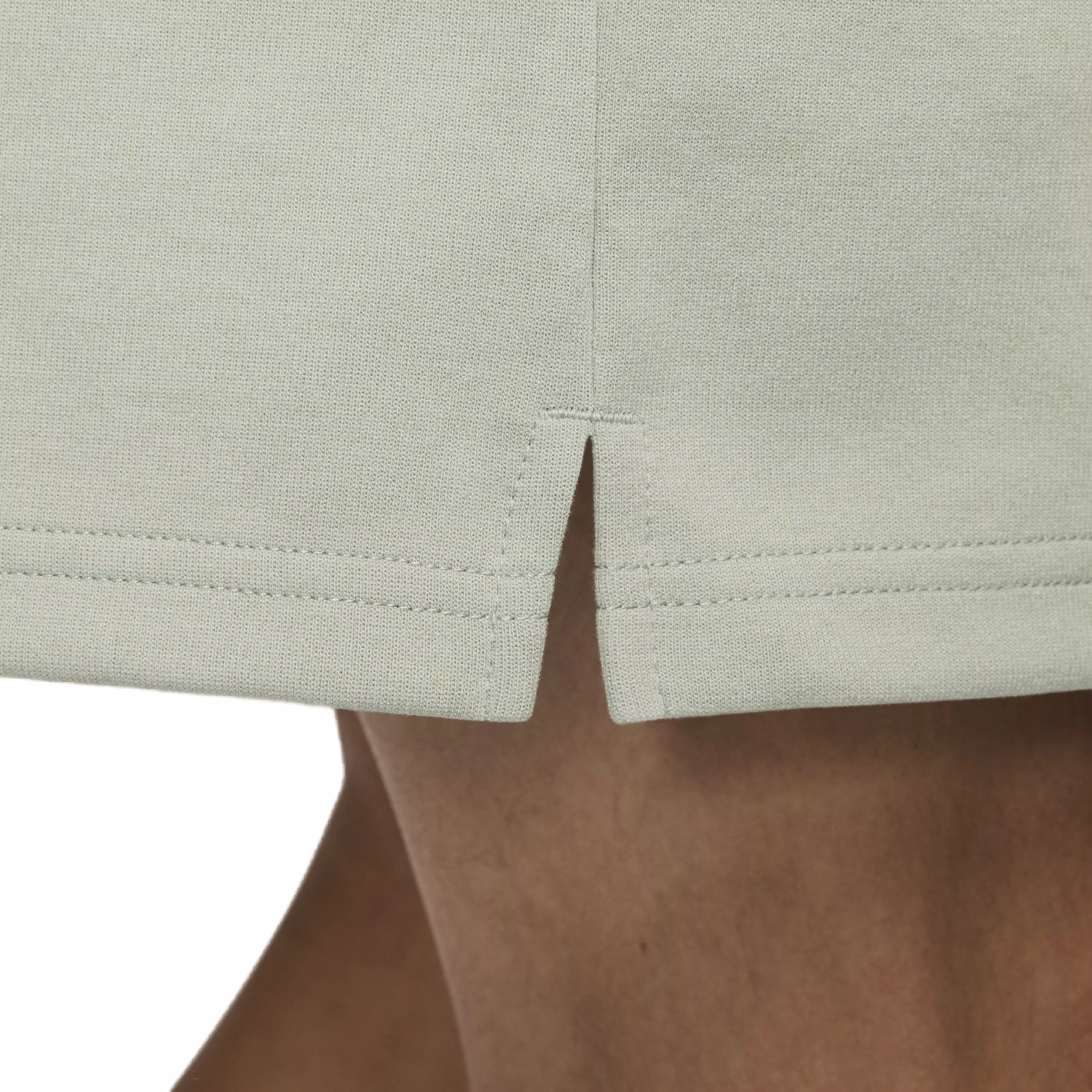 Nike Men's Primary 7" Dri-FIT UV Unlined Versatile Shorts - JADE