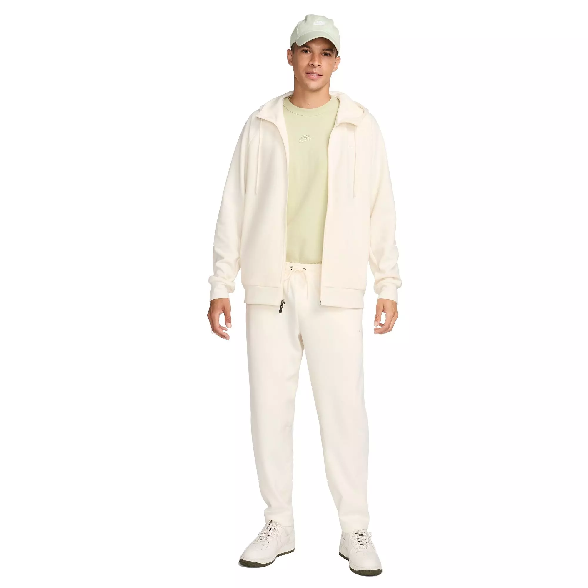 Nike Men's Primary Dri-FIT UV Tapered Versatile Pants - BROWN