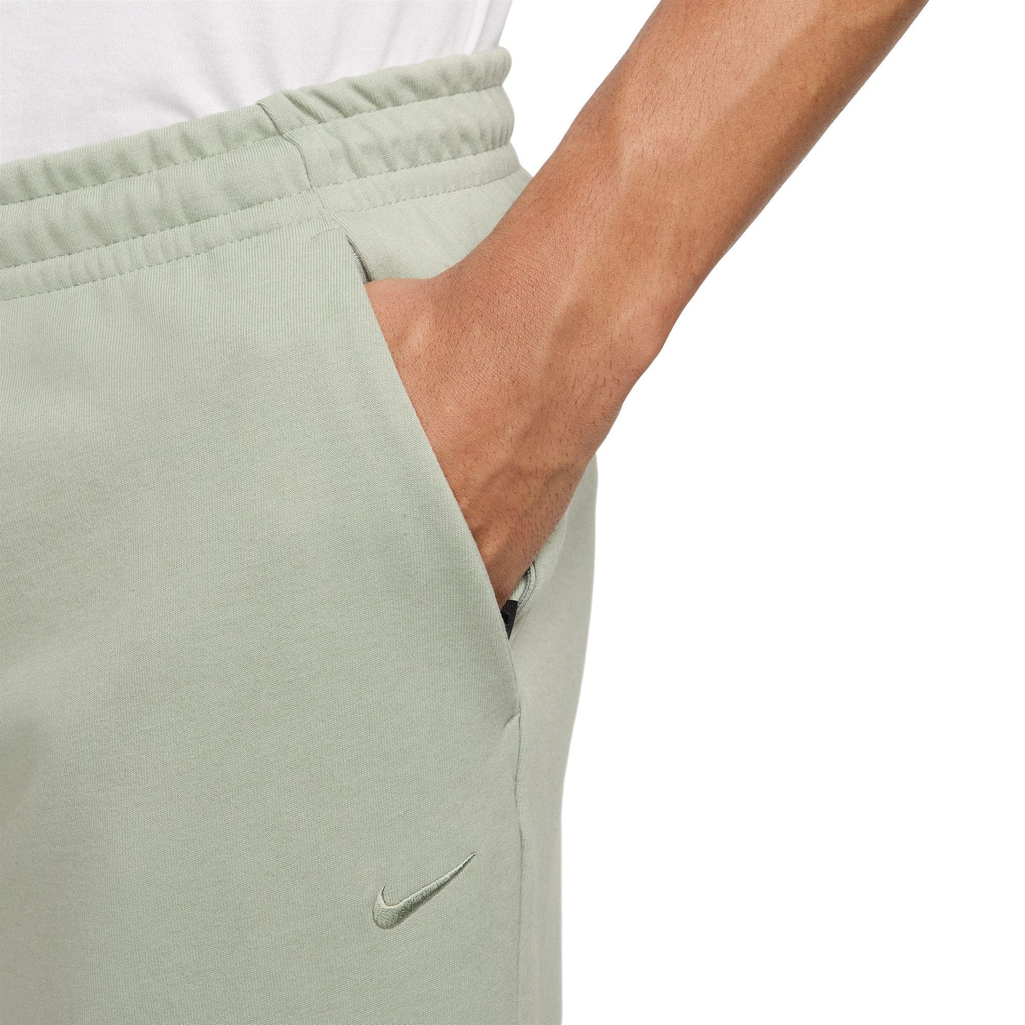 Nike Men's Primary Dri-FIT UV Tapered Versatile Pants - JADE Thumbnail View 3