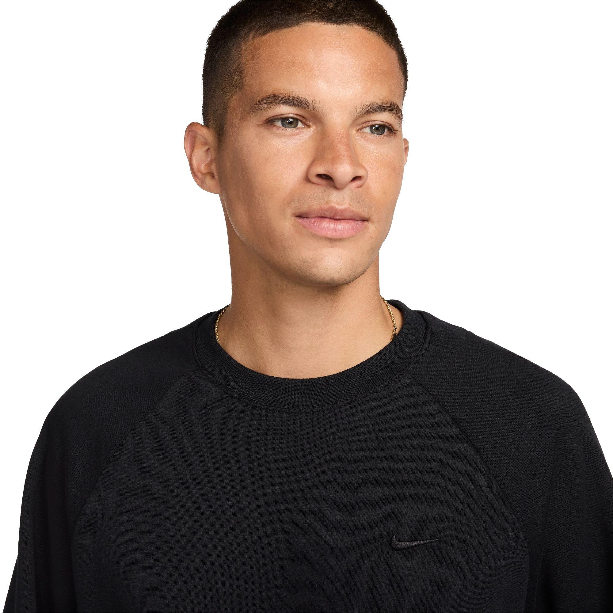 Nike Men's Primary Dri-FIT UV Versatile Crew - BLACK Thumbnail View 3