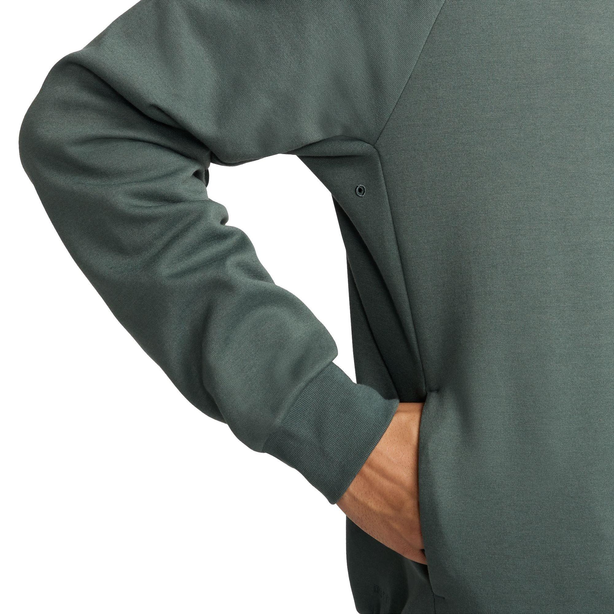 Nike Men's Primary Dri-FIT UV Versatile Crew - GREEN Thumbnail View 4