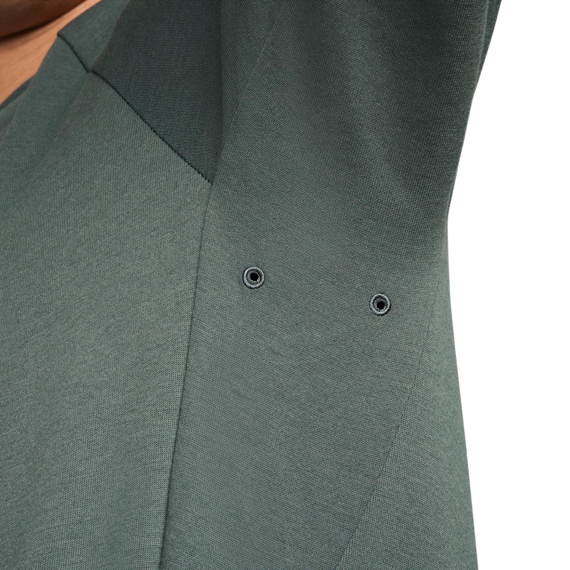 Nike Men's Primary Dri-FIT UV Versatile Crew - GREEN Thumbnail View 5