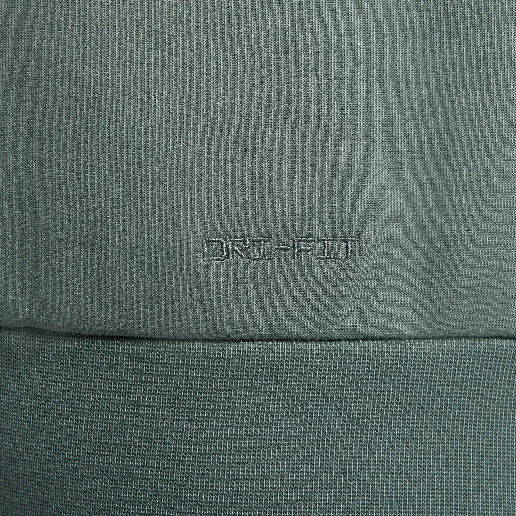 Nike Men's Primary Dri-FIT UV Versatile Crew - GREEN