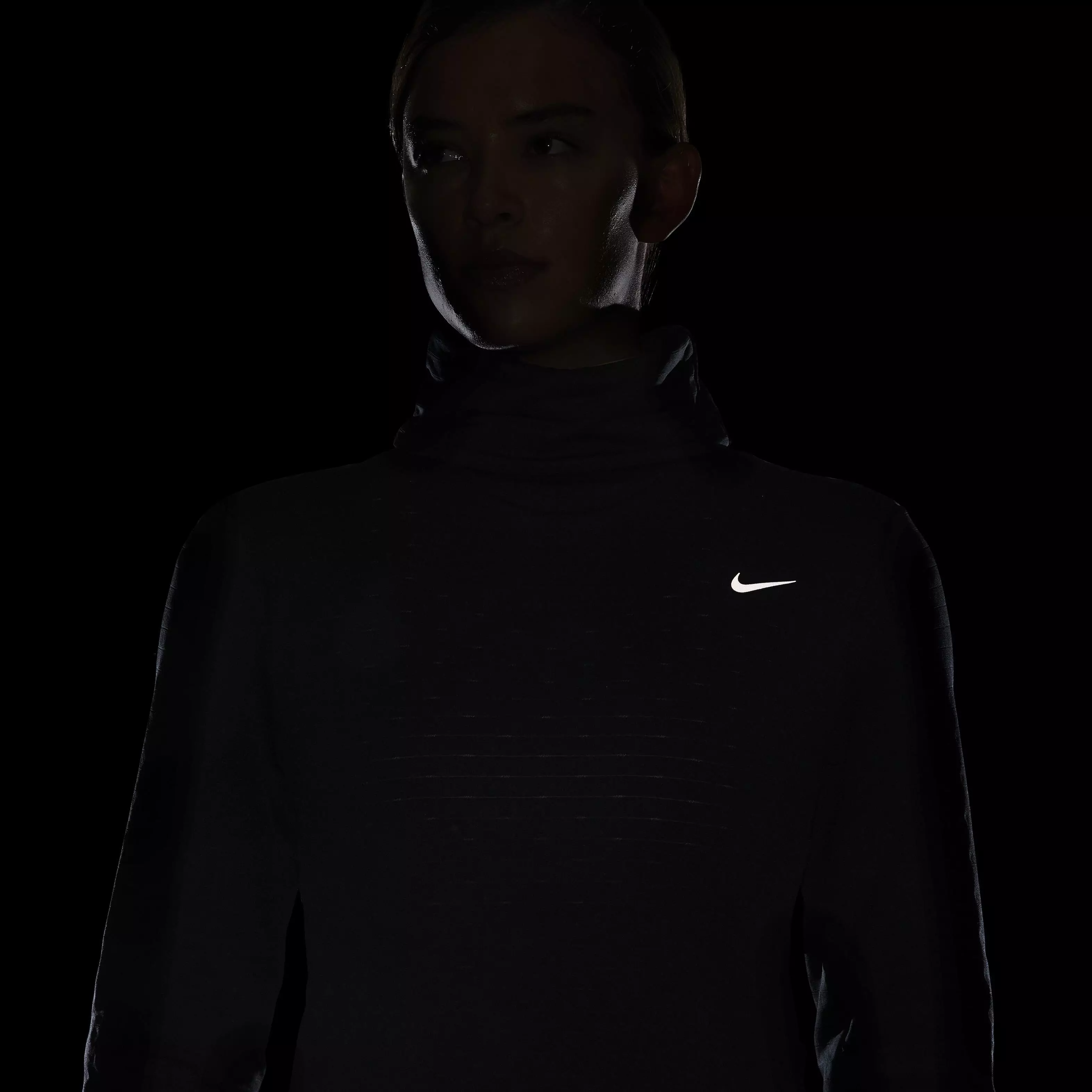 Nike Women's Therma-FIT Swift Element Turtleneck Running Top - BLACK