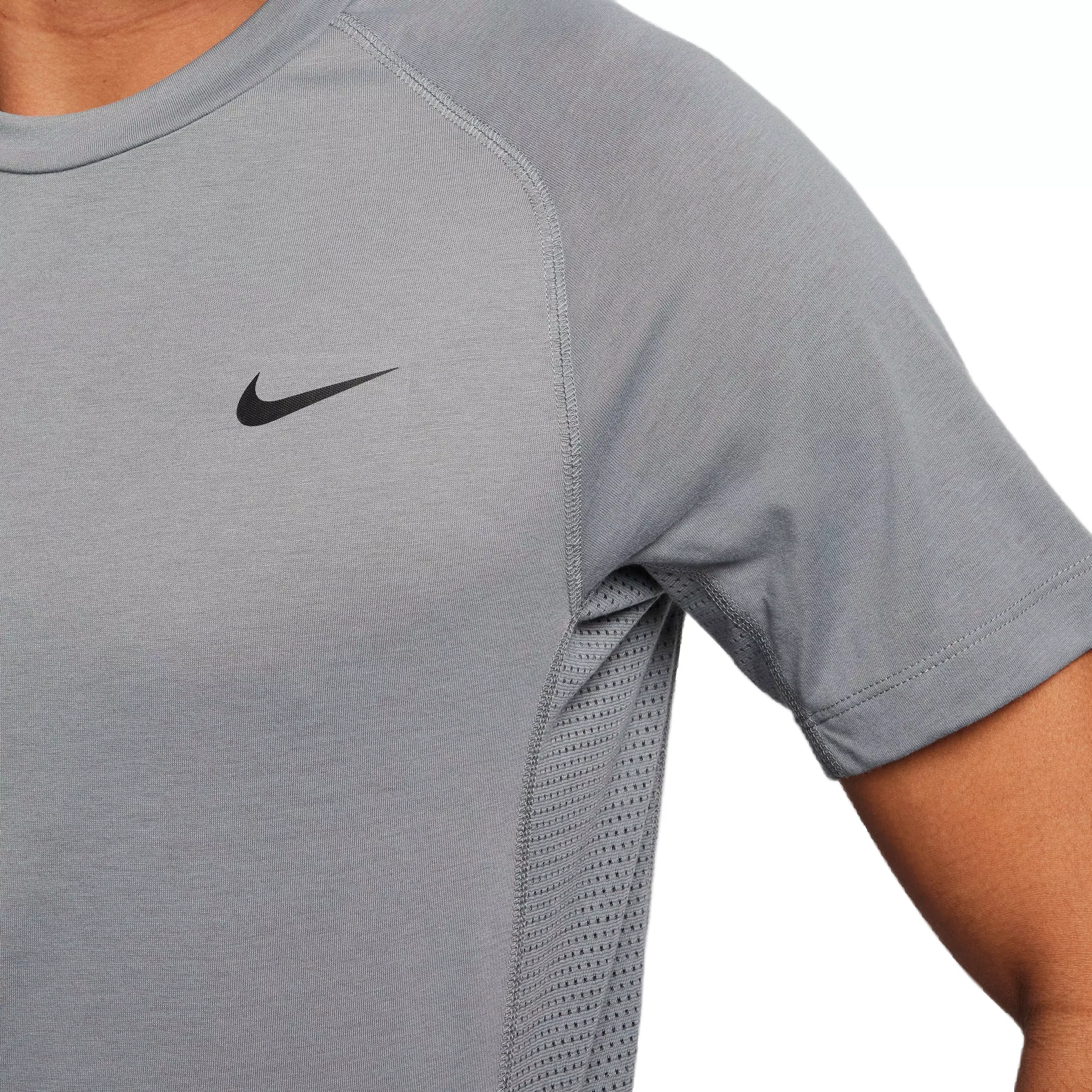 Nike Men's Dri-FIT Flex Rep Short-Sleeve Fitness Top - GREY