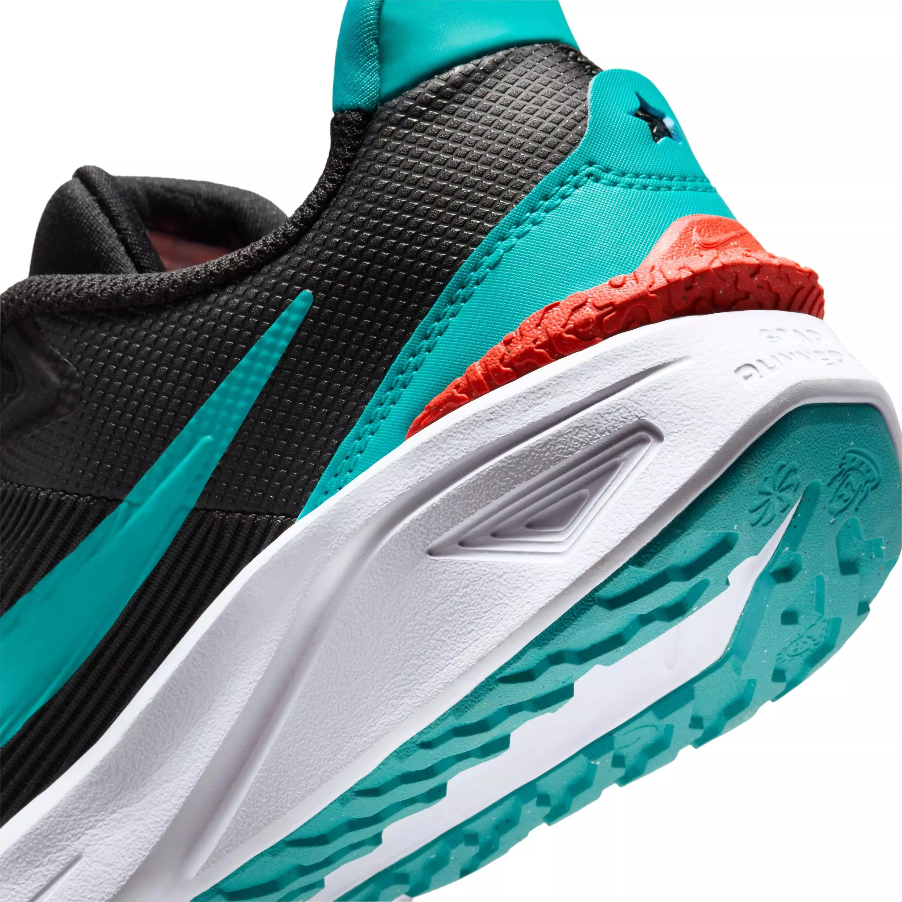 Nike Star Runner 4 "Black/Bright Crimson/White/Dusty Cactus" Grade School Boys' Running Shoe - BLACK/CRIMSON/WHITE/CACTUS