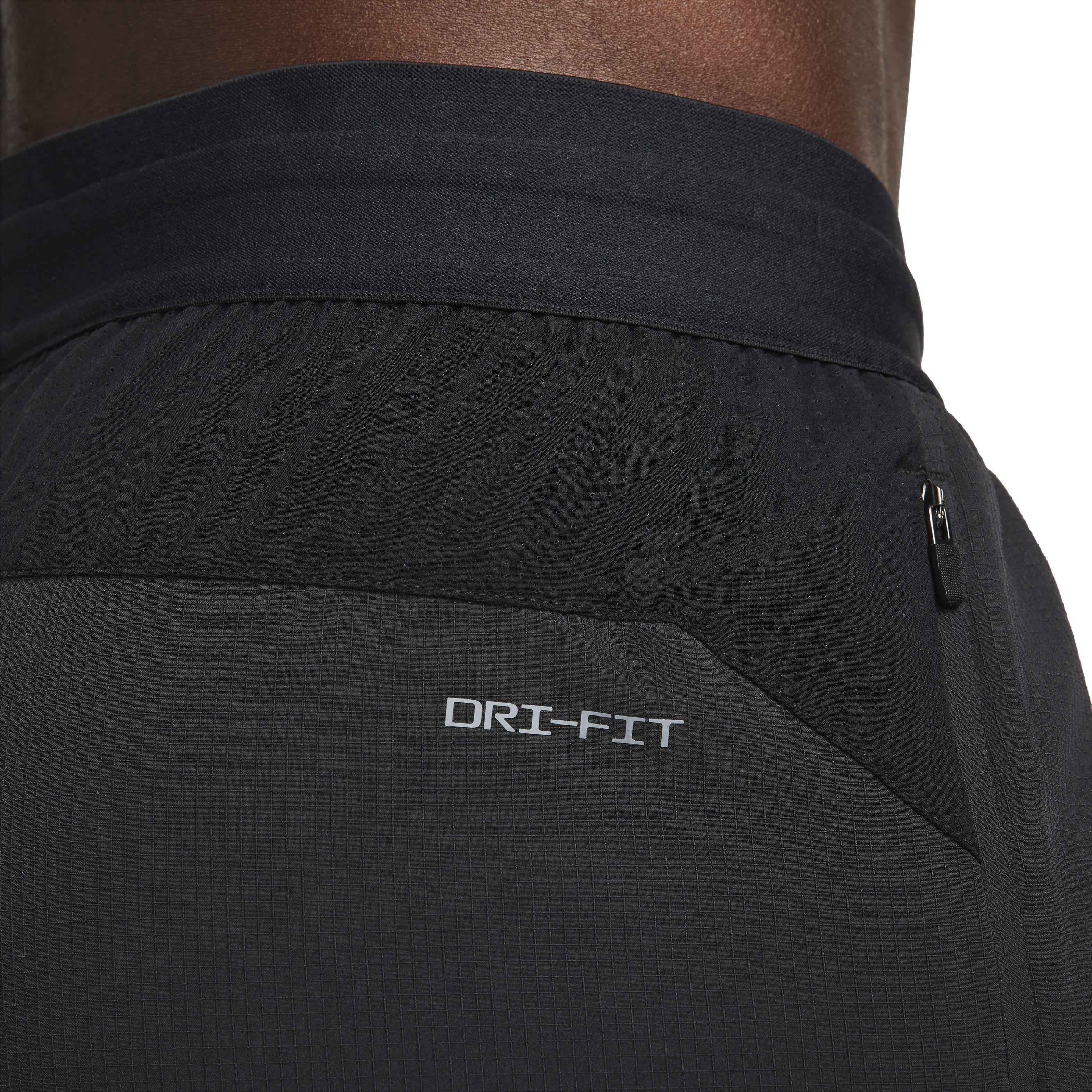 Nike Men's Dri-FIT Flex Rep 4.0 5" Unlined Fitness Shorts - BLACK Thumbnail View 6