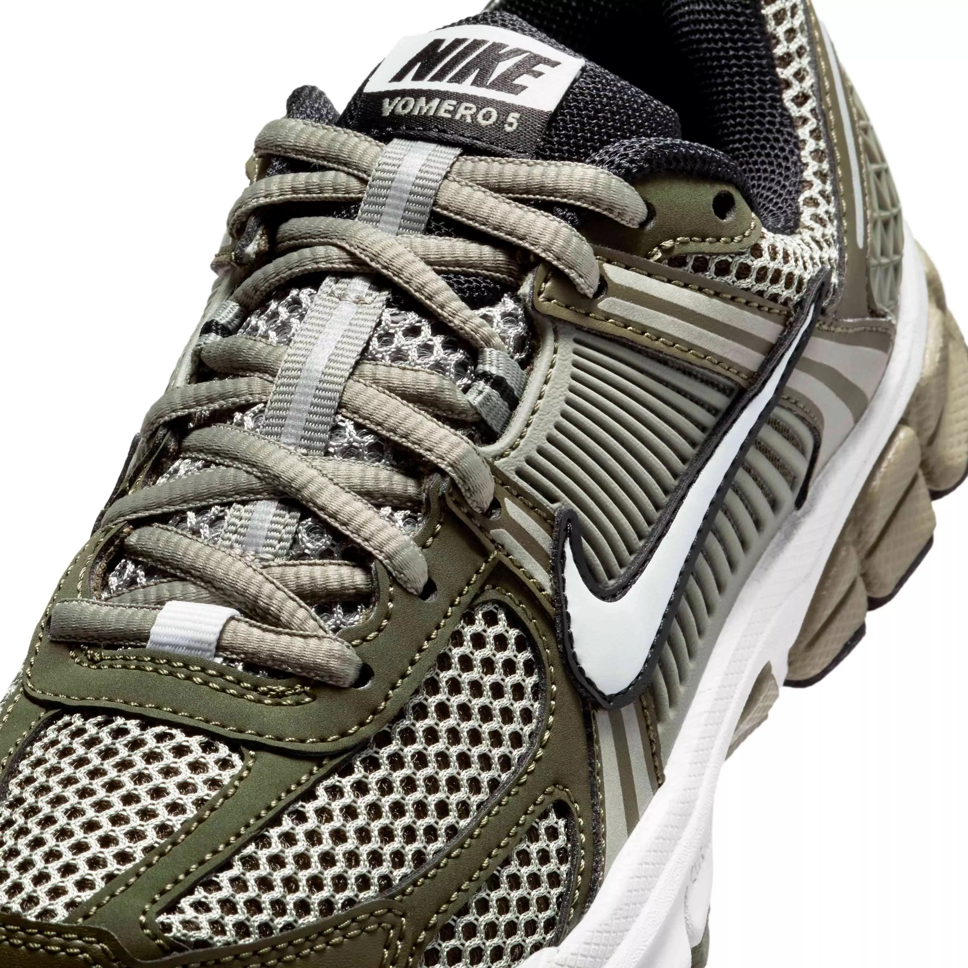 Nike Vomero 5 "Cargo Khaki/Photon Dust/Black/Light Army" Grade School Boys' Shoe - KHAKI/DUST/BLACK/LT ARMY
