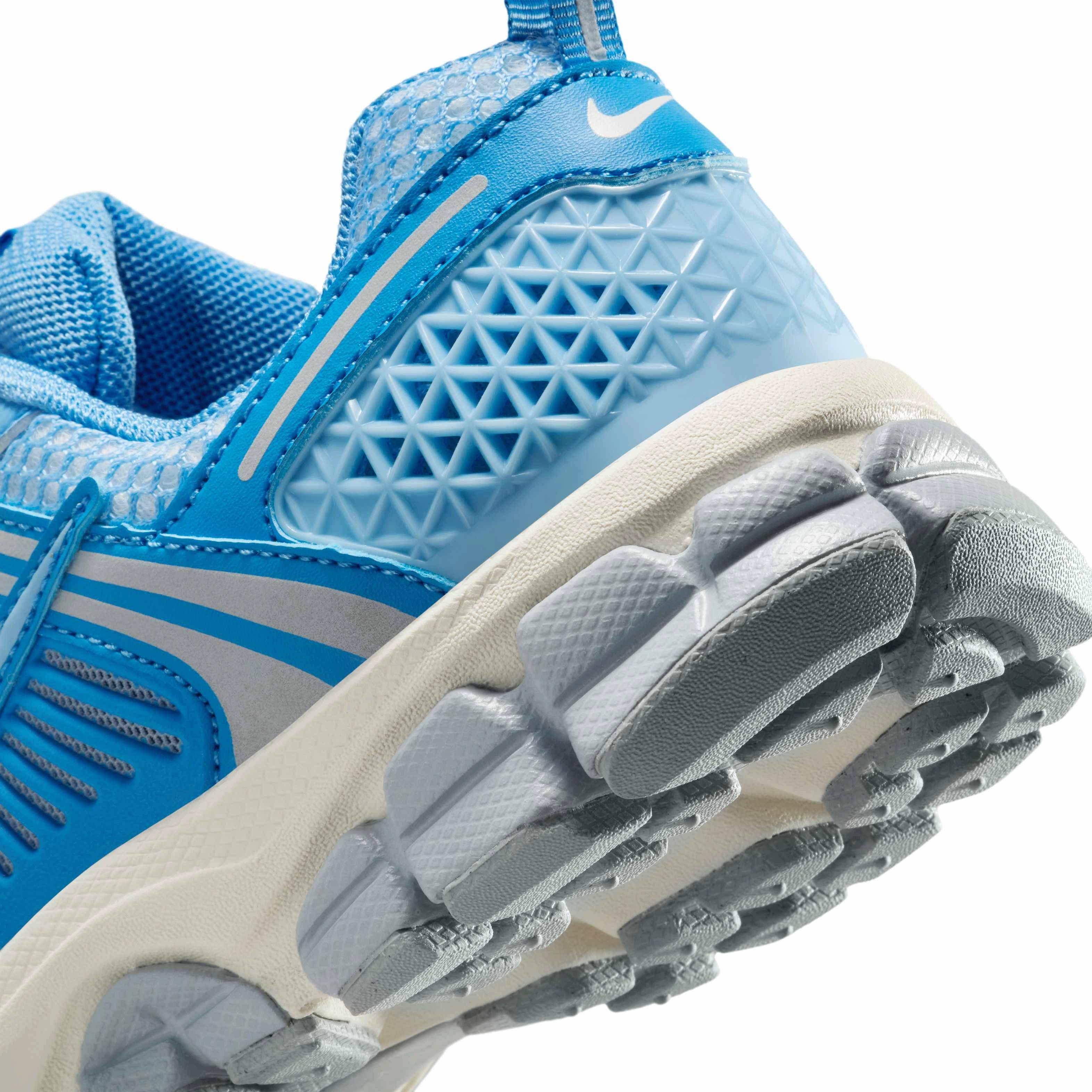 Nike Vomero 5 Grade School Boys' "Blue Beyond/Wolf Grey/Sail/Psychic Blue" Shoe