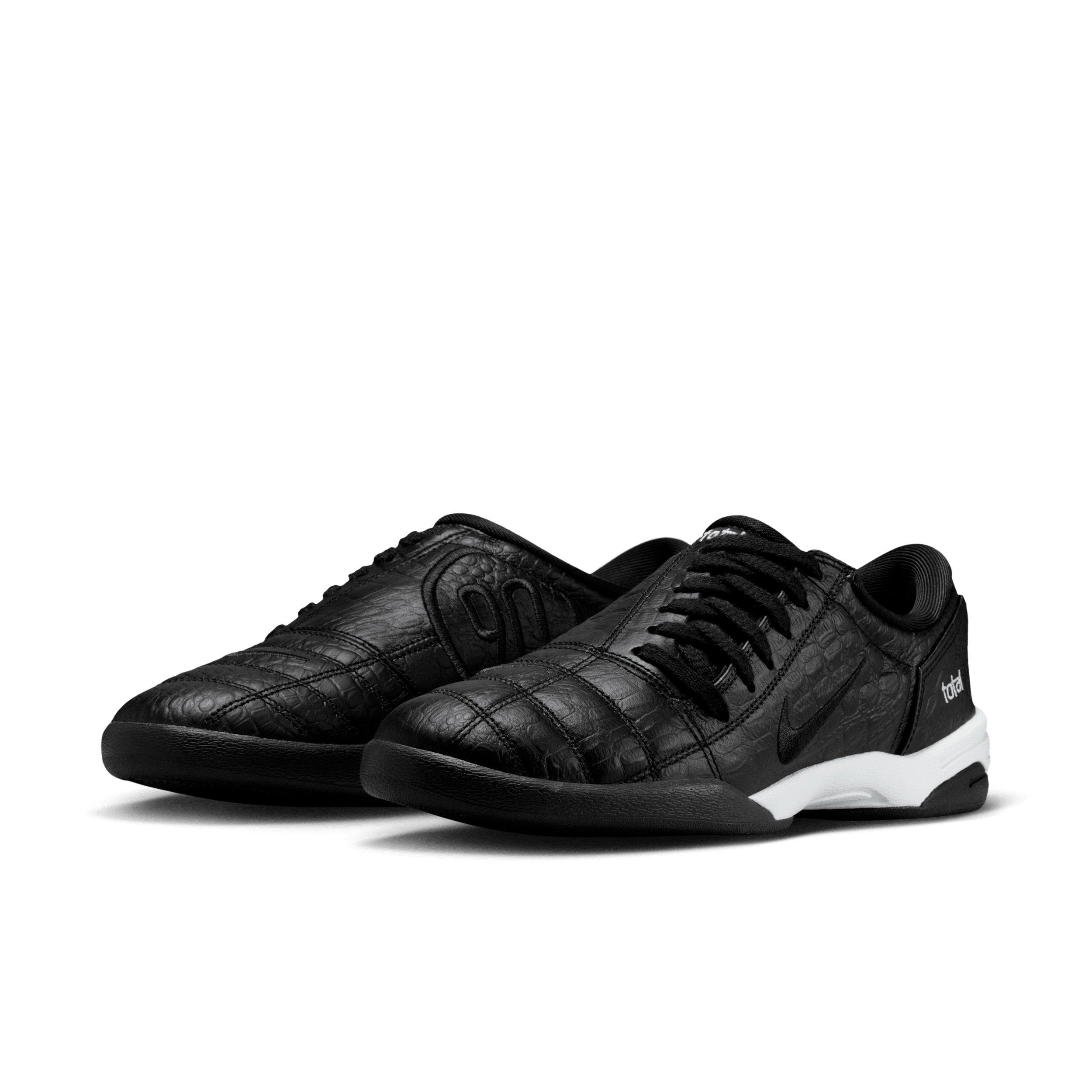 Nike Total 90 "Black/White/Black" Women's Shoe - BLACK/WHITE/BLACK Thumbnail View 3