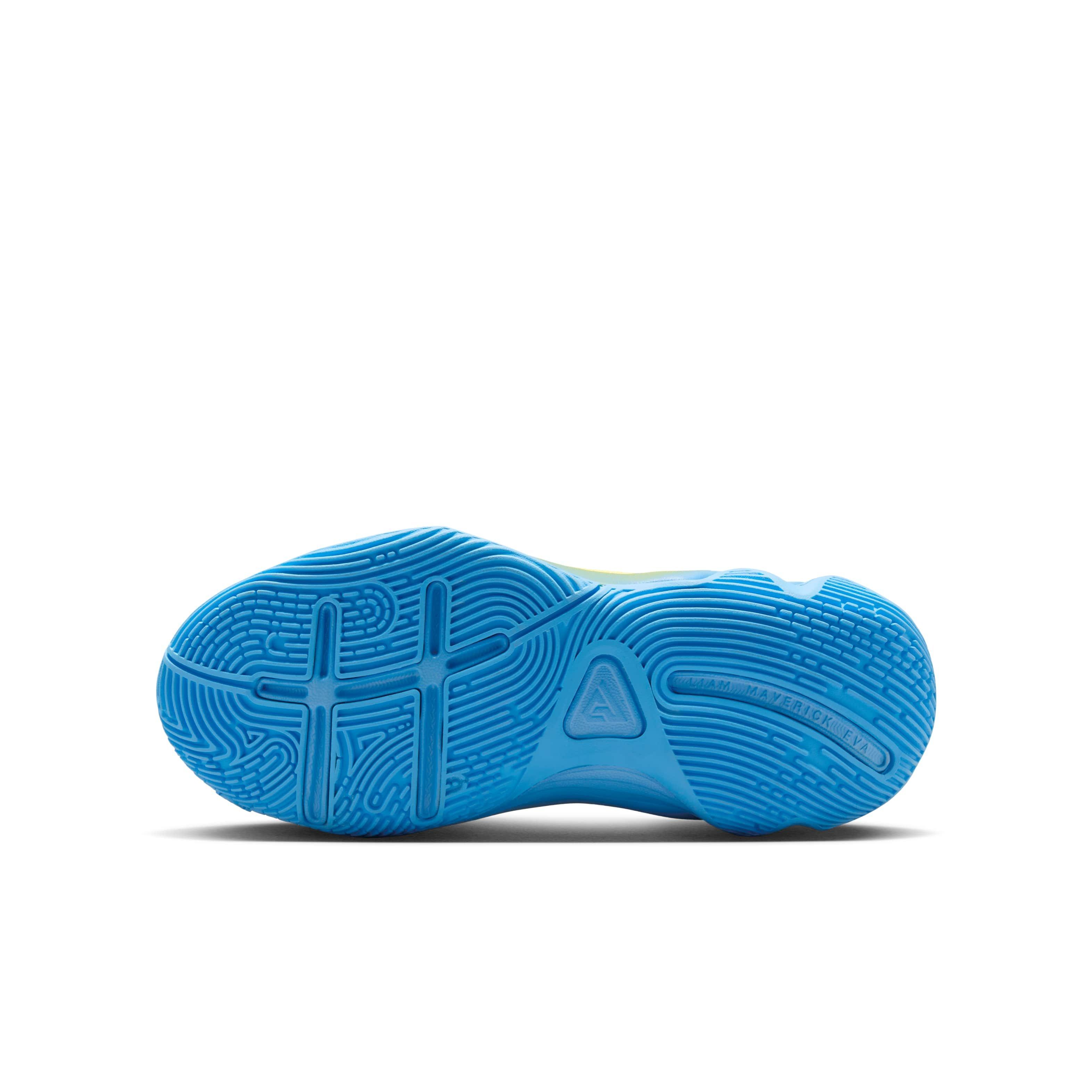 Nike Giannis Immortality 4 Grade School Boys' "Lightning/Blue/Hyper Pink" Basketball Shoe