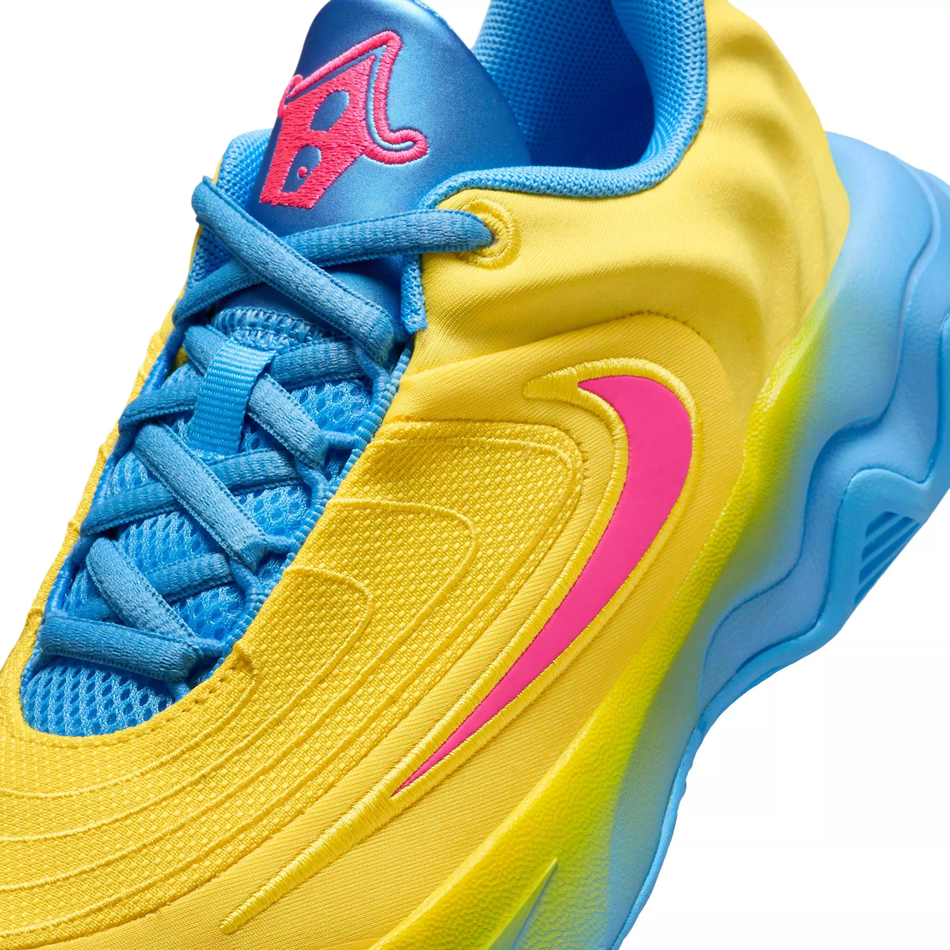 Nike Giannis Immortality 4 "Lightning/Blue/Hyper Pink" Grade School Boys' Basketball Shoe - LIGHTNING/BLUE/PINK