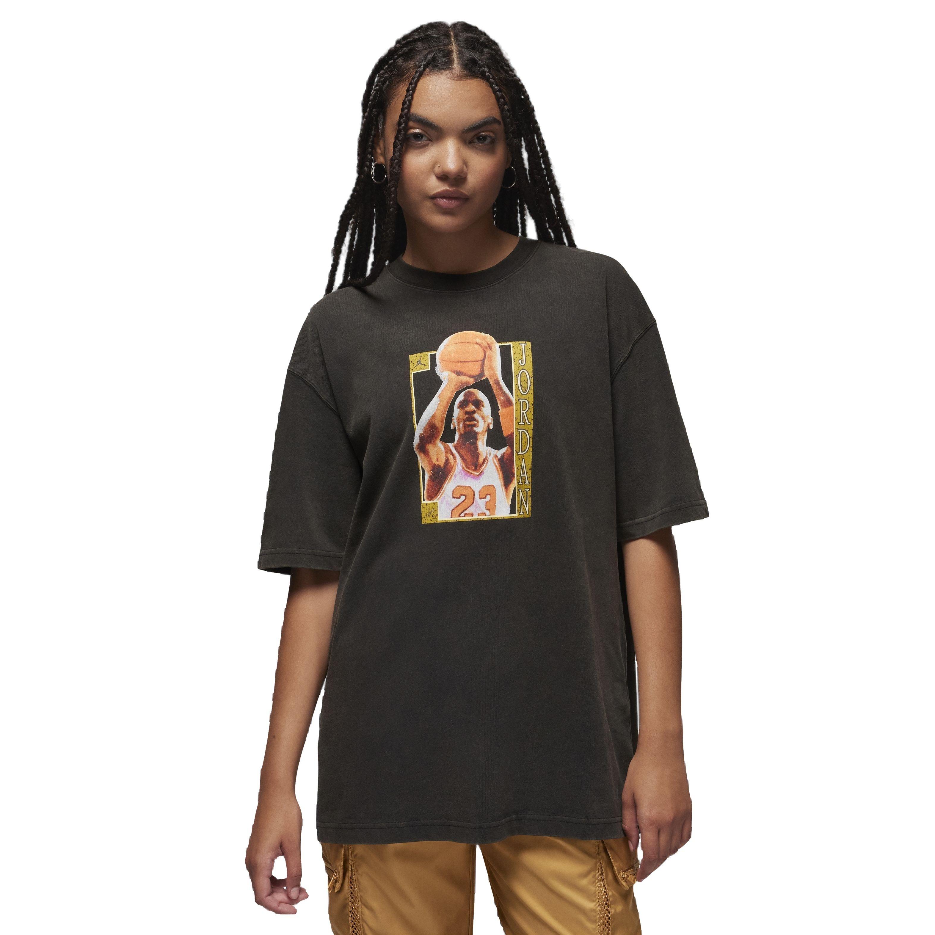 Jordan Women's Oversized Graphic T-Shirt -Black - BLACK Thumbnail View 1