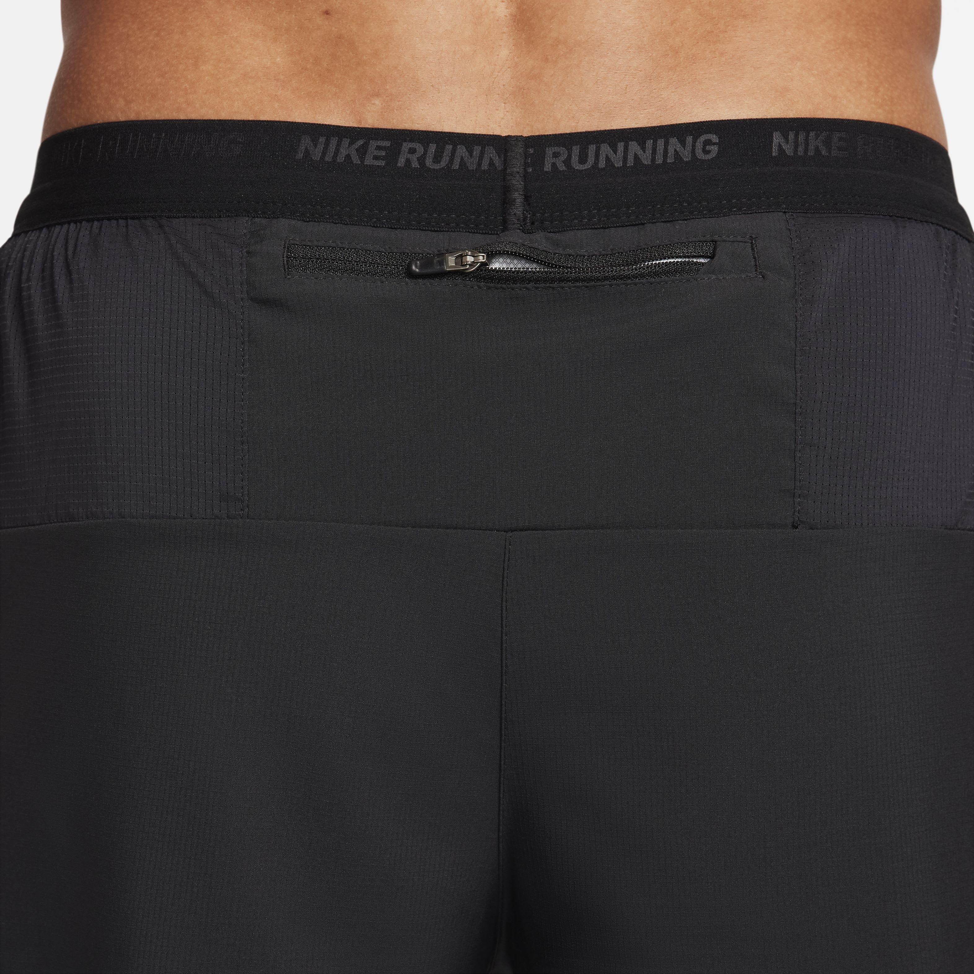 Nike Men's Dri-FIT Stride 2-in-1 5" Running Shorts - BLACK Thumbnail View 6