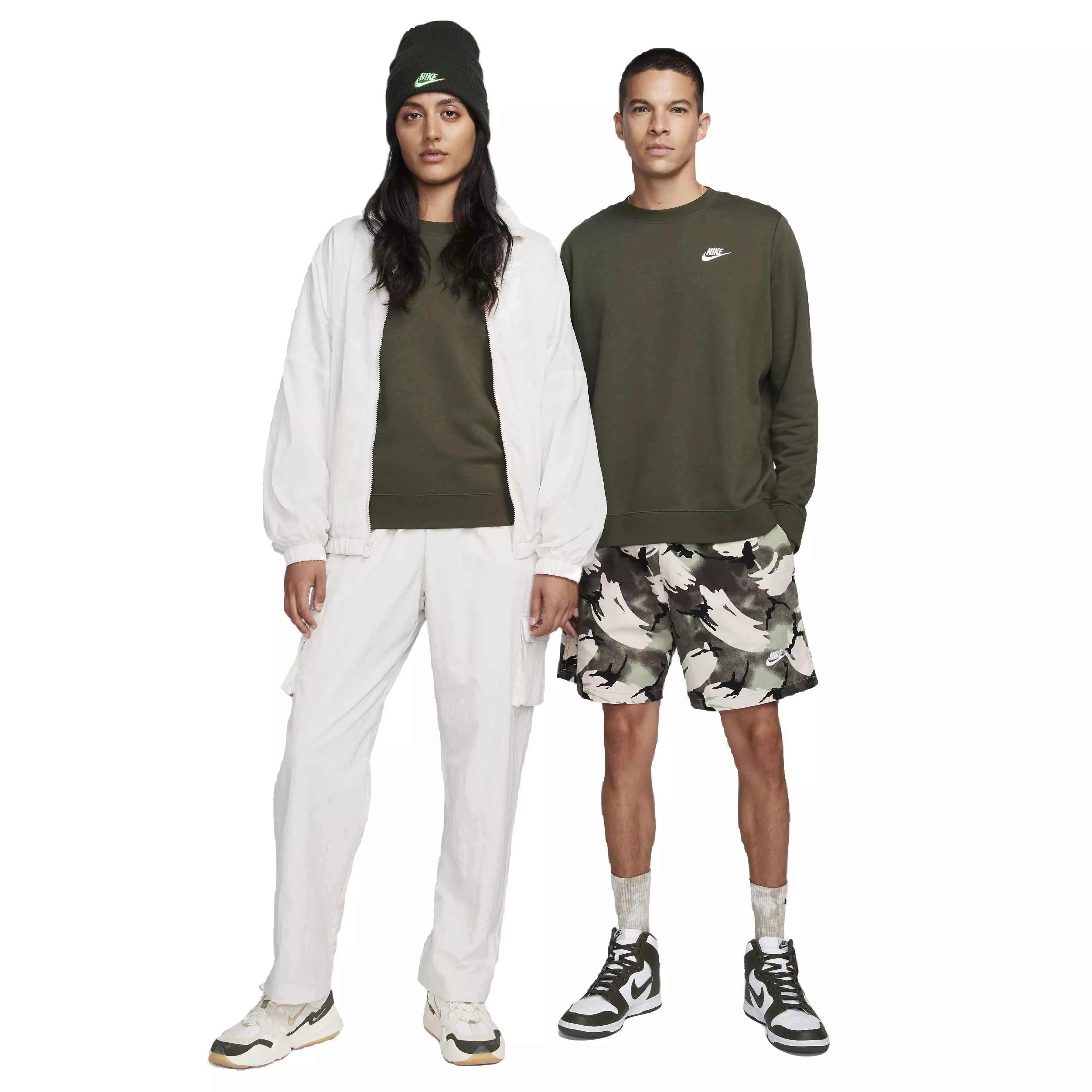 Nike Women's Sportswear Club Fleece Standard Crew-Neck Sweatshirt - GREEN