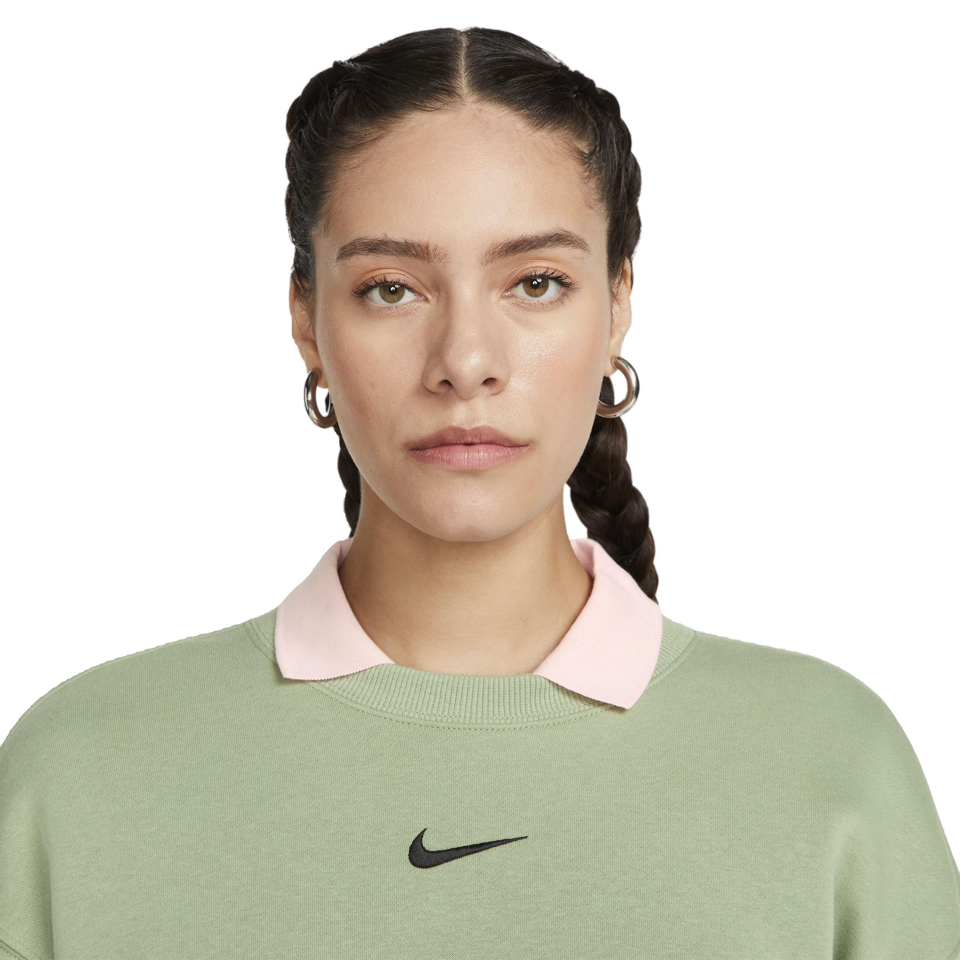 Nike Women's Sportswear Phoenix Fleece Oversized Crewneck Sweatshirt - GREEN Thumbnail View 3