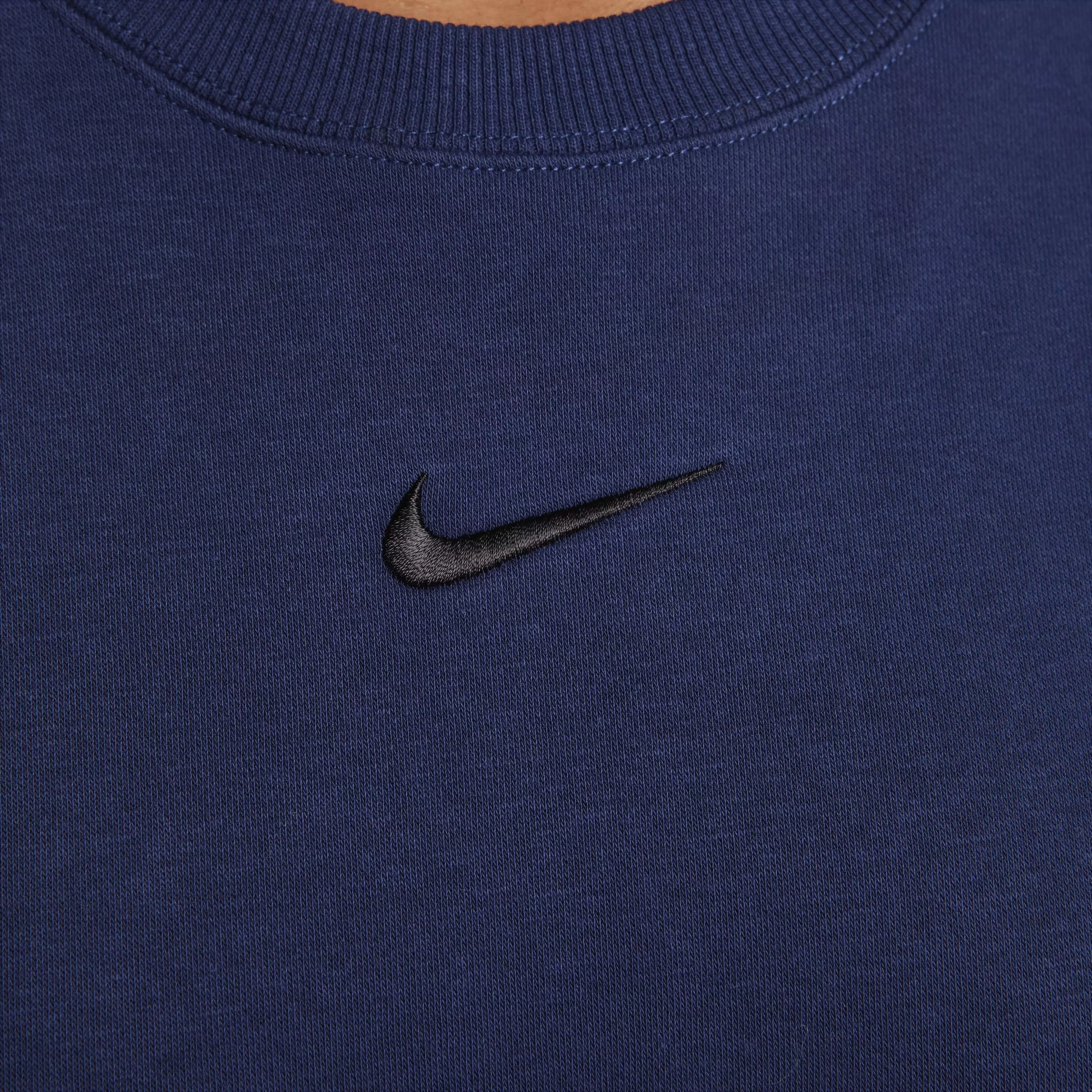 Nike Women's Sportswear Phoenix Fleece Over-Oversized Crewneck Sweatshirt - NAVY