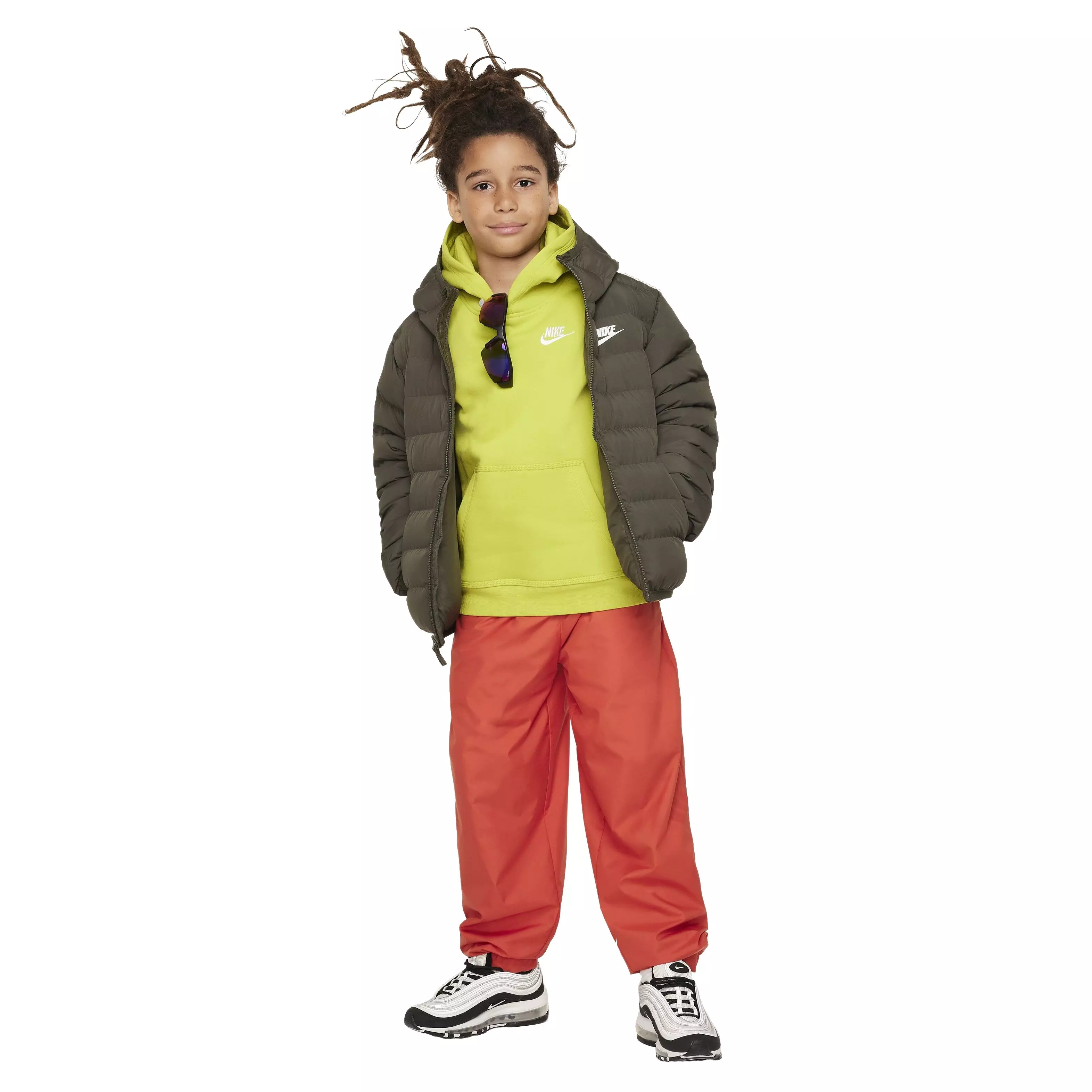 Nike Big Kids' Sportswear Lightweight Synthetic Fill Hooded Jacket - GREEN