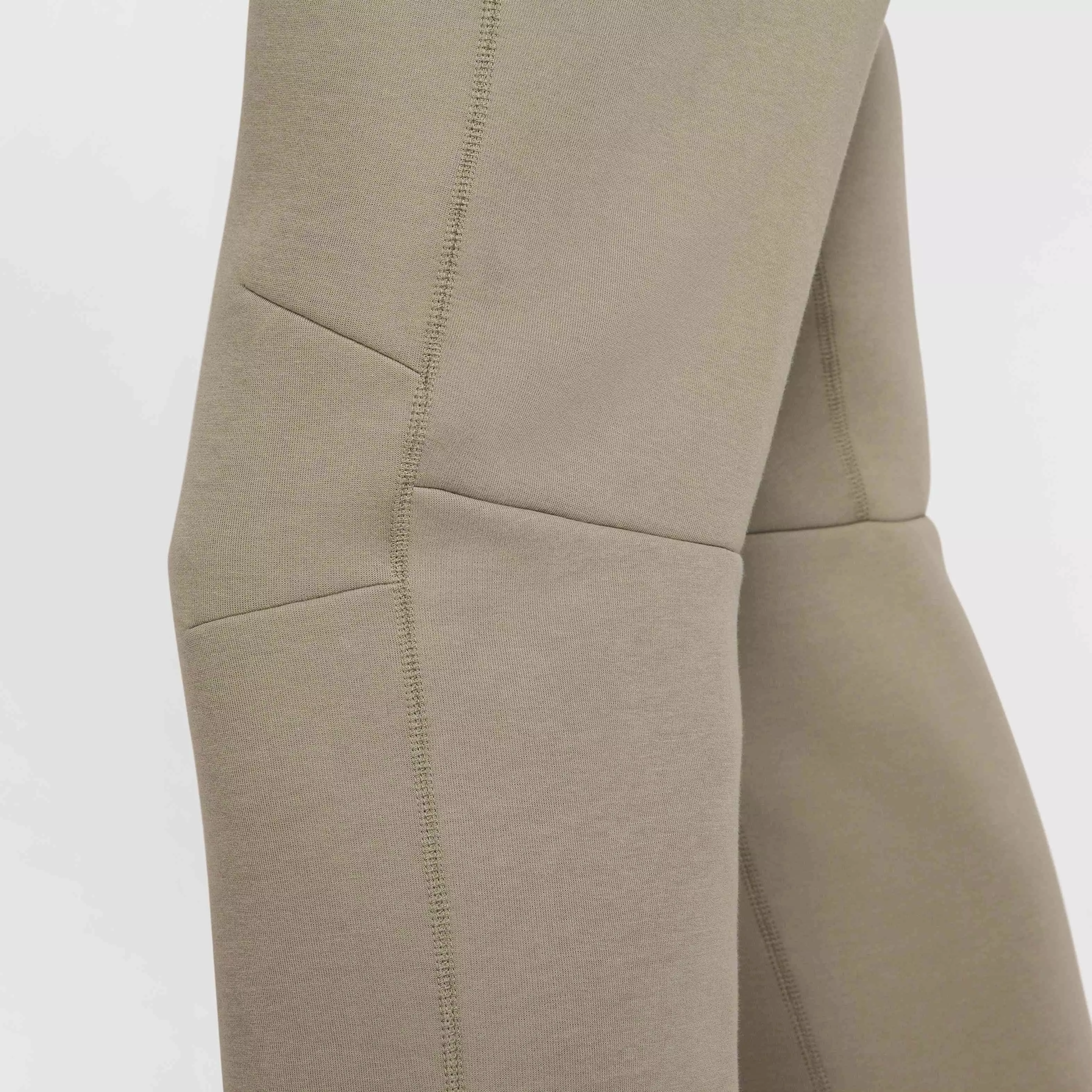 Nike Men's Tech Fleece Open-Hem Pants - GREEN