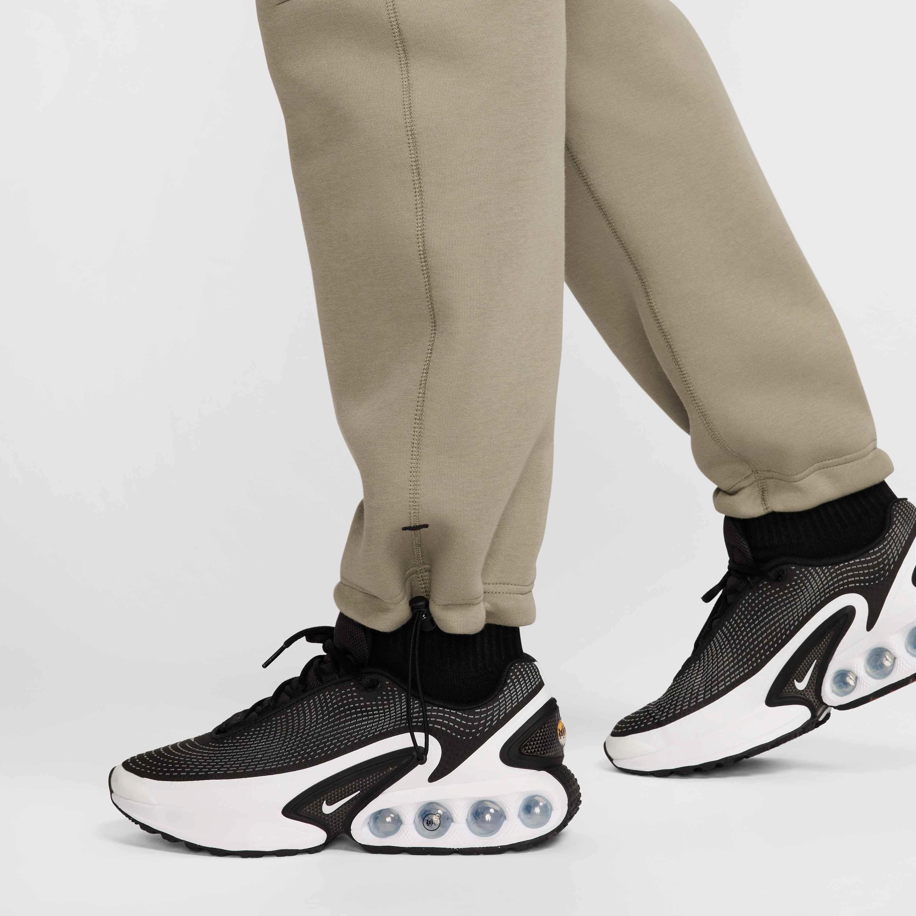 Nike Men's Tech Fleece Open-Hem Pants - GREEN Thumbnail View 7