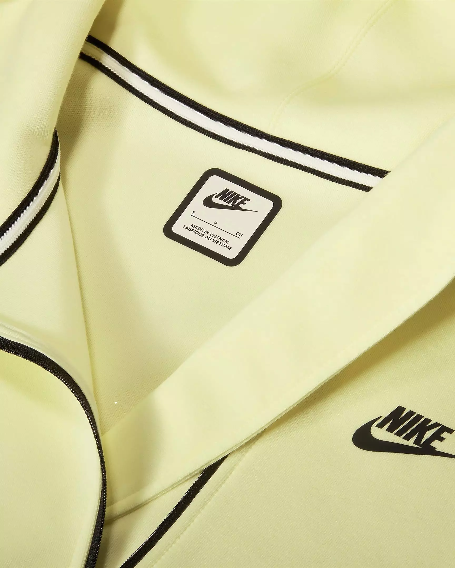 Nike Women's Sportswear Tech Fleece Oversized Full-Zip Hoodie Cape - NEON GREEN