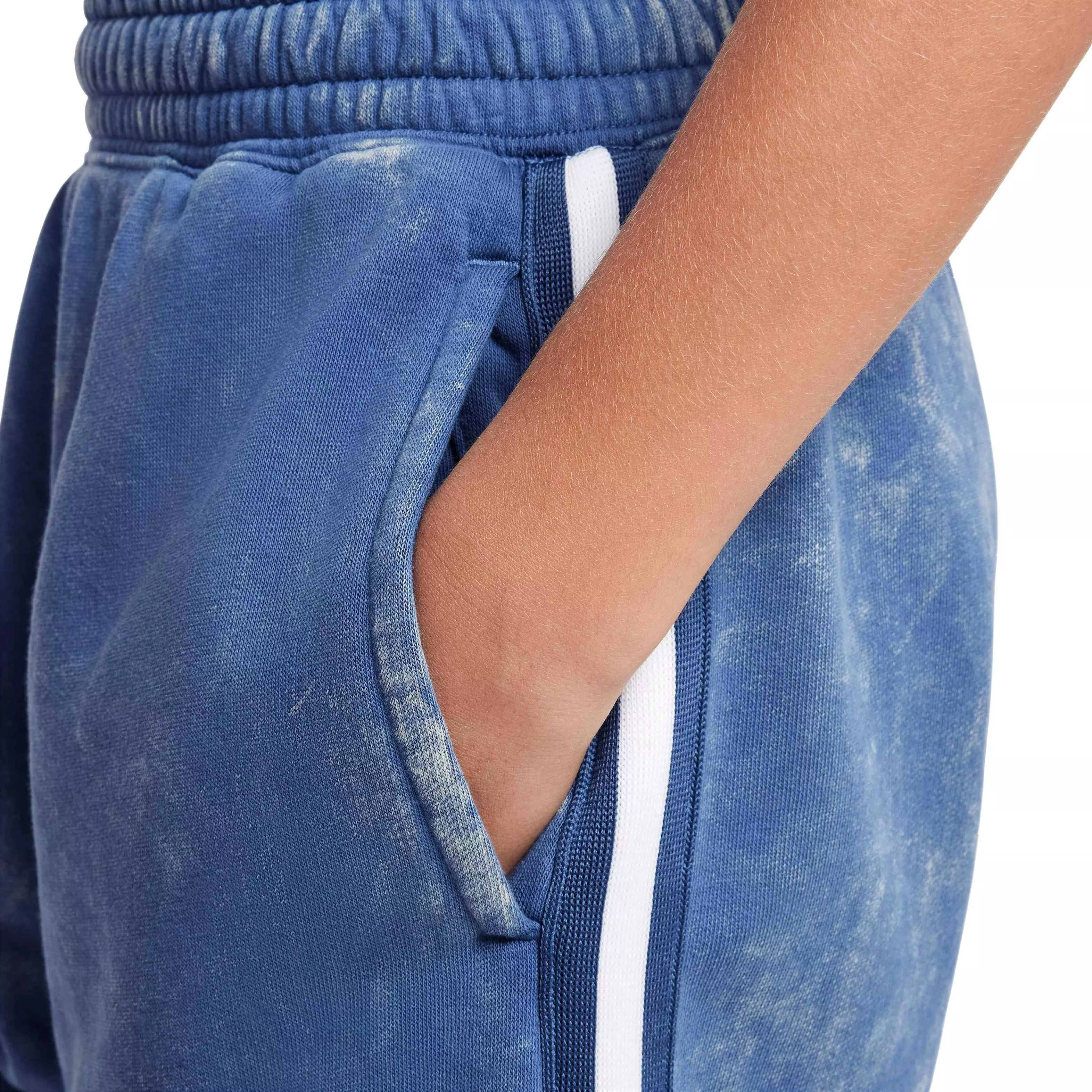 Nike Big Kids' COB DNA Fleece Short Wash Basketball Shorts - NAVY