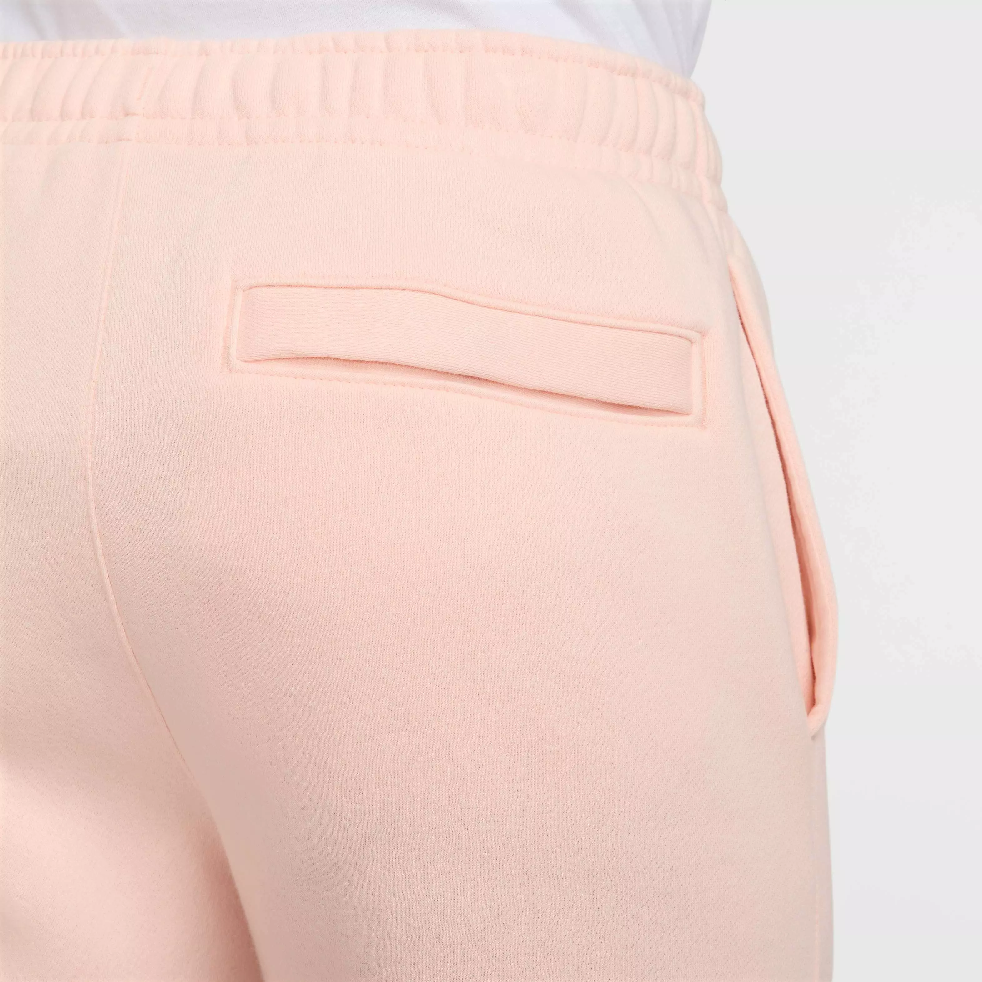 Nike Men's Sportswear Fleece Club Joggers - CORAL