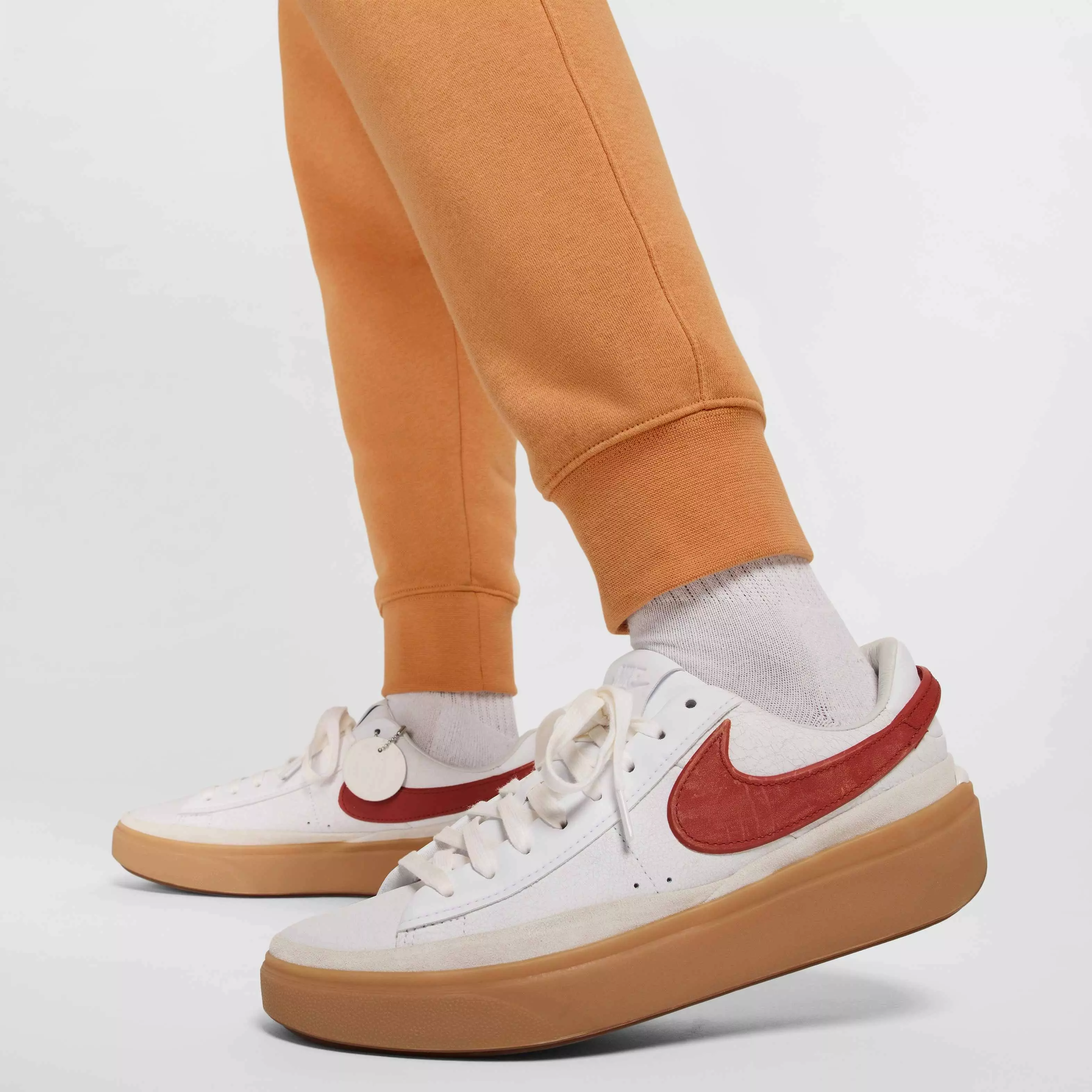 Nike Men's Sportswear Fleece Club Joggers - COPPER