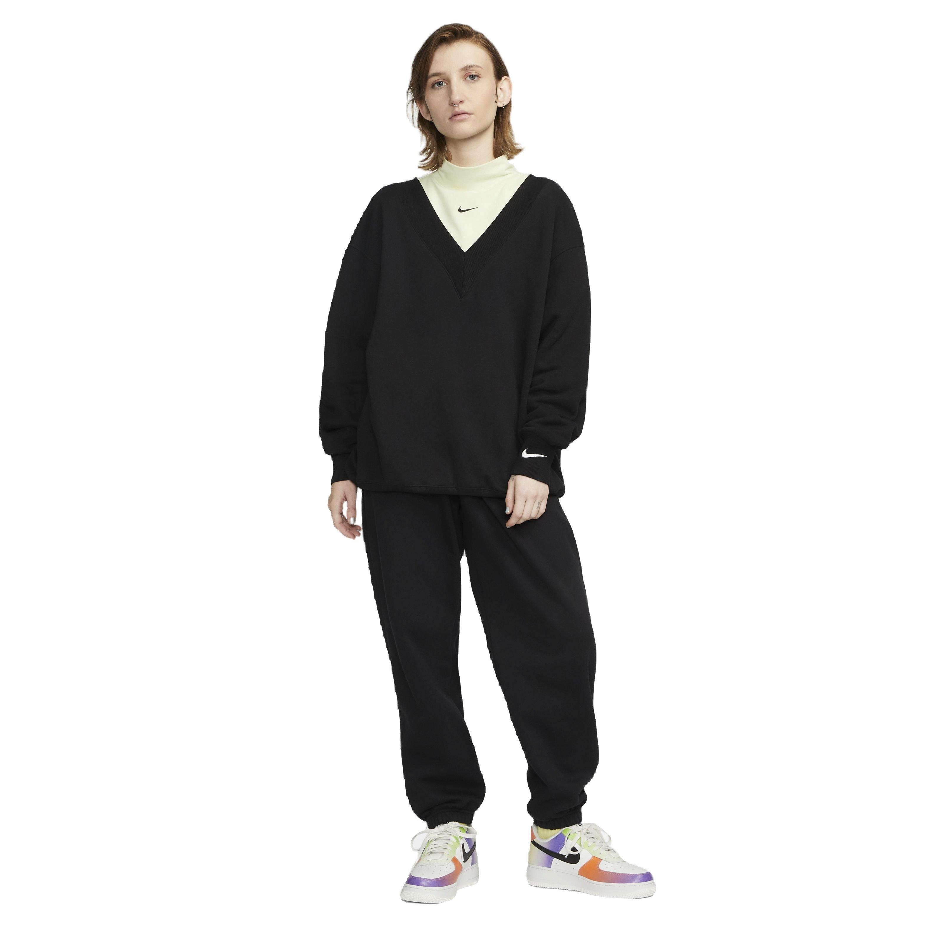 Nike Women's Sportswear Phoenix Fleece Oversized V-Neck Sweatshirt - BLACK Thumbnail View 7