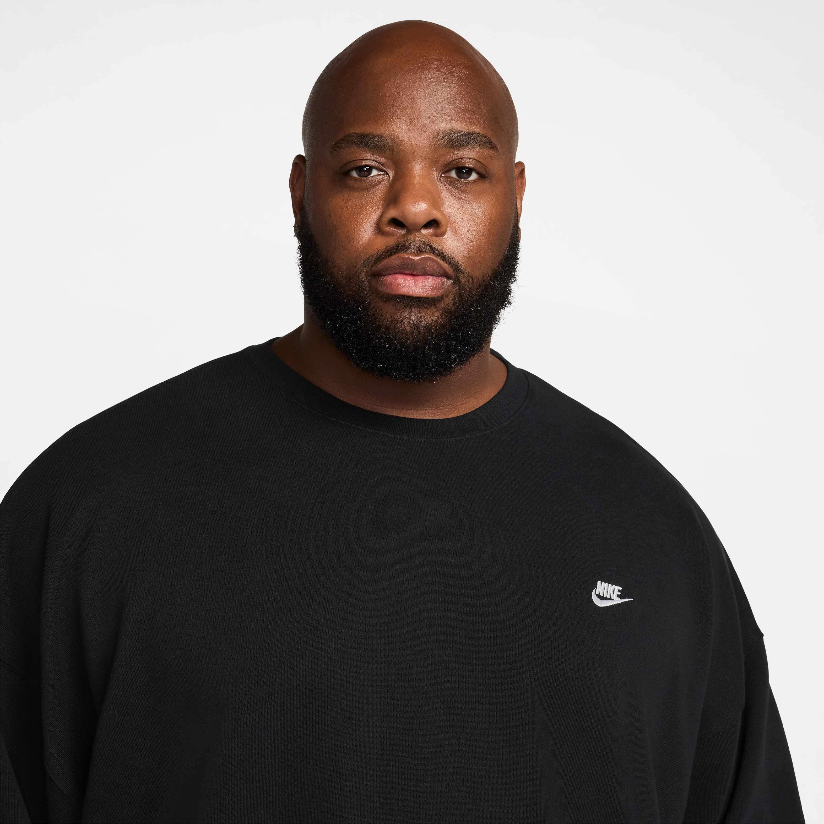 Nike Men's Club Fleece Oversized French Terry Crew - BLACK Thumbnail View 8