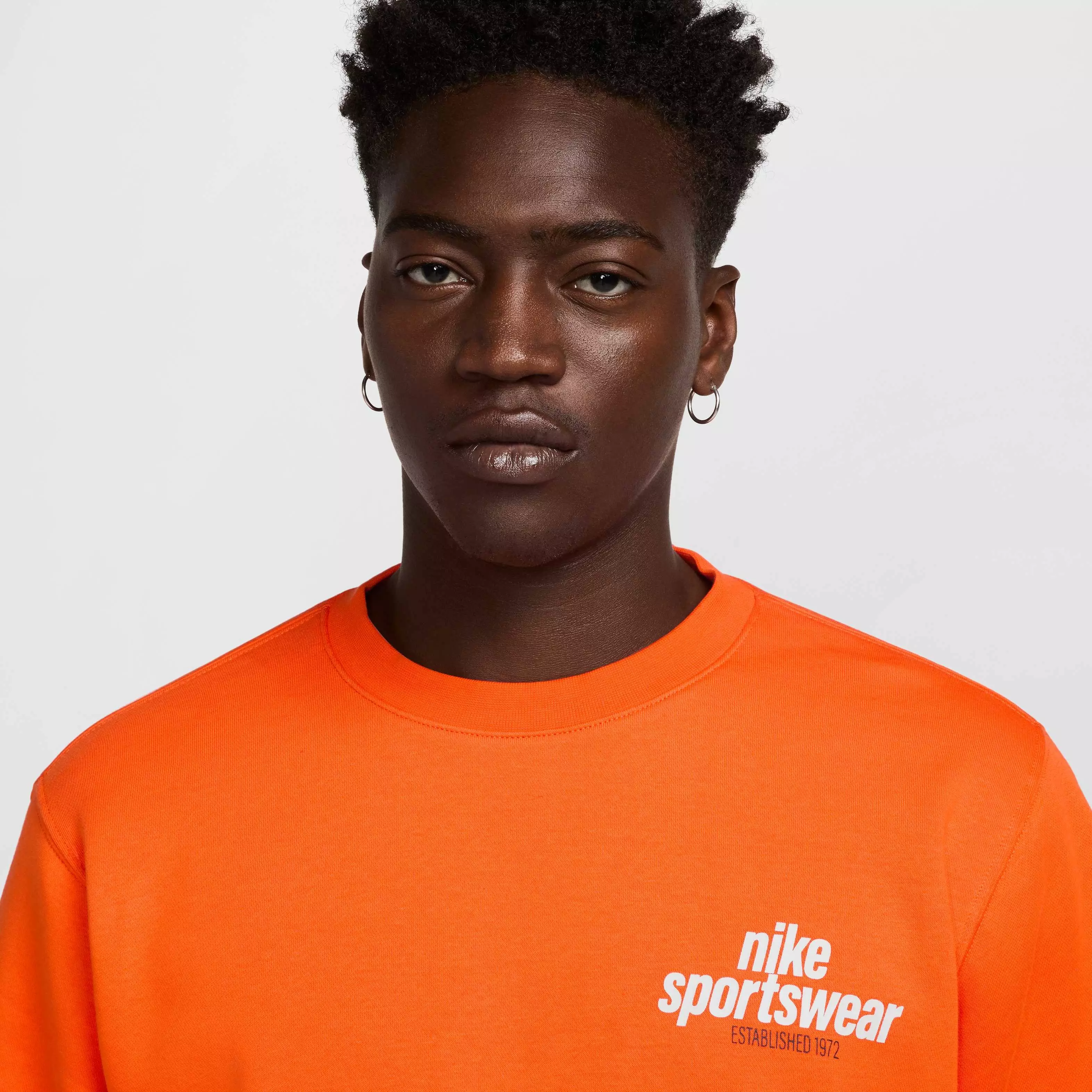 Nike Men's Club BB Fleece Crew Sweatshirt - ORANGE