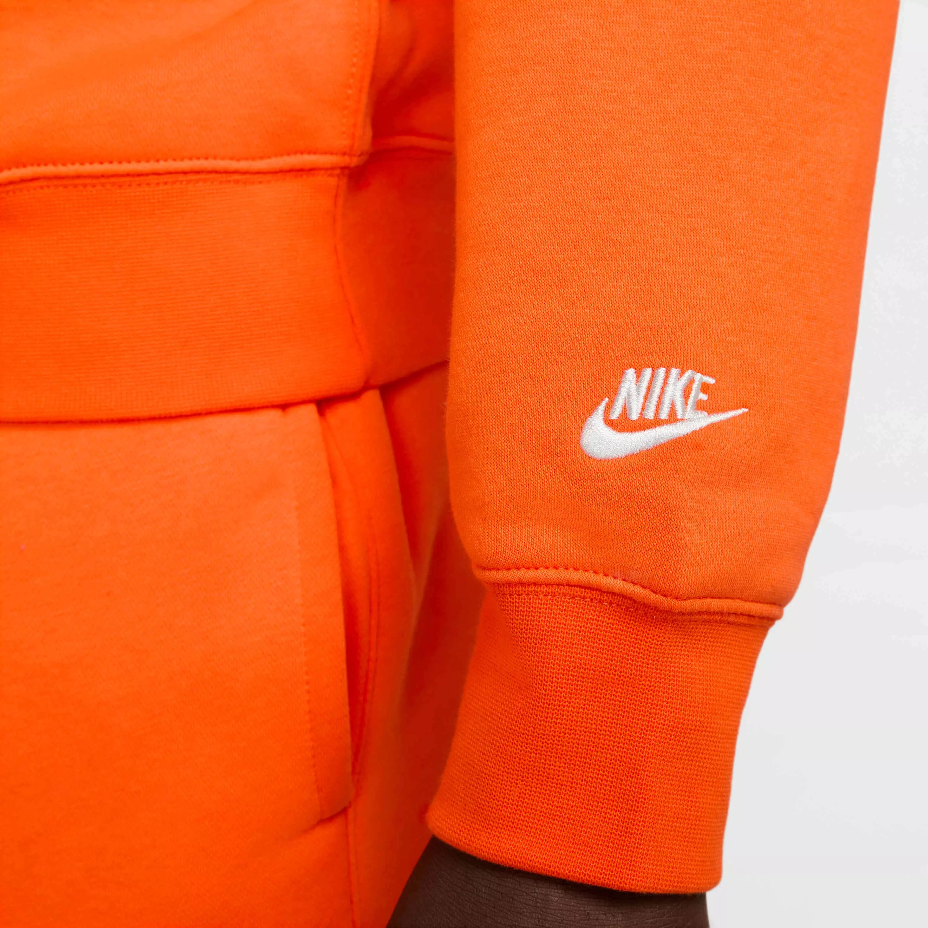 Nike Men's Club BB Fleece Crew Sweatshirt - ORANGE