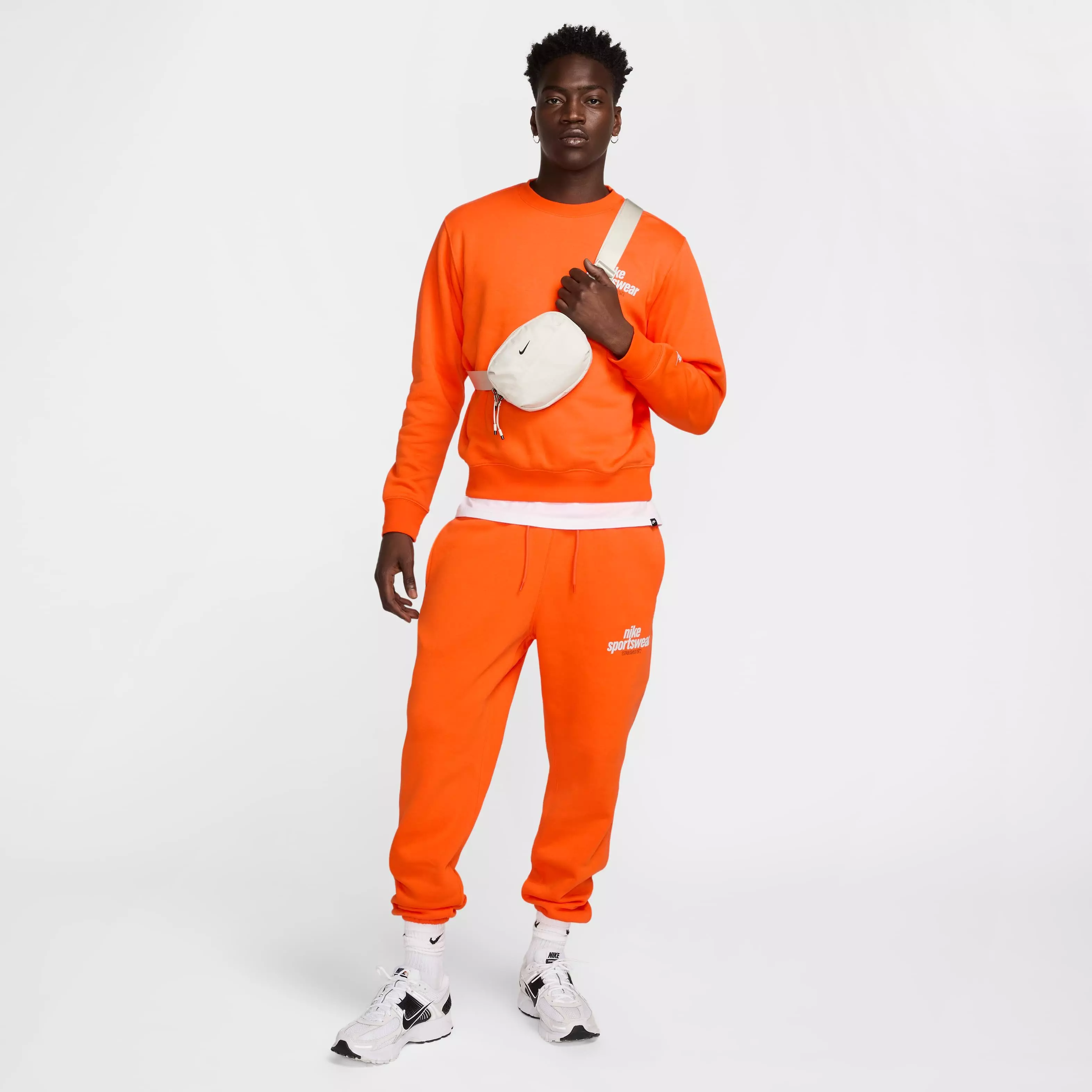 Nike Men's Club BB Fleece Crew - ORANGE