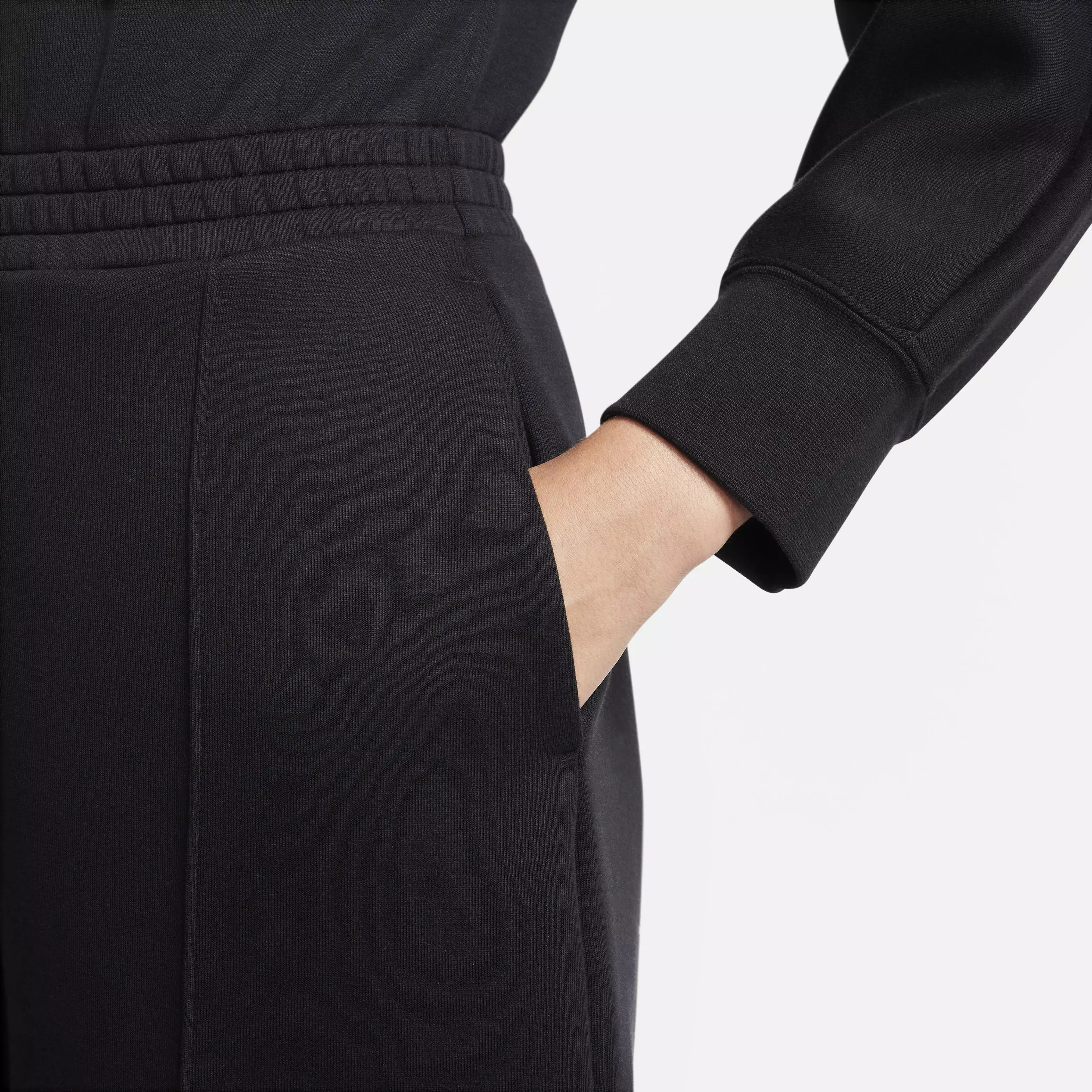 Nike Women's Sportswear Tech Fleece Windrunner Jumpsuit - BLACK