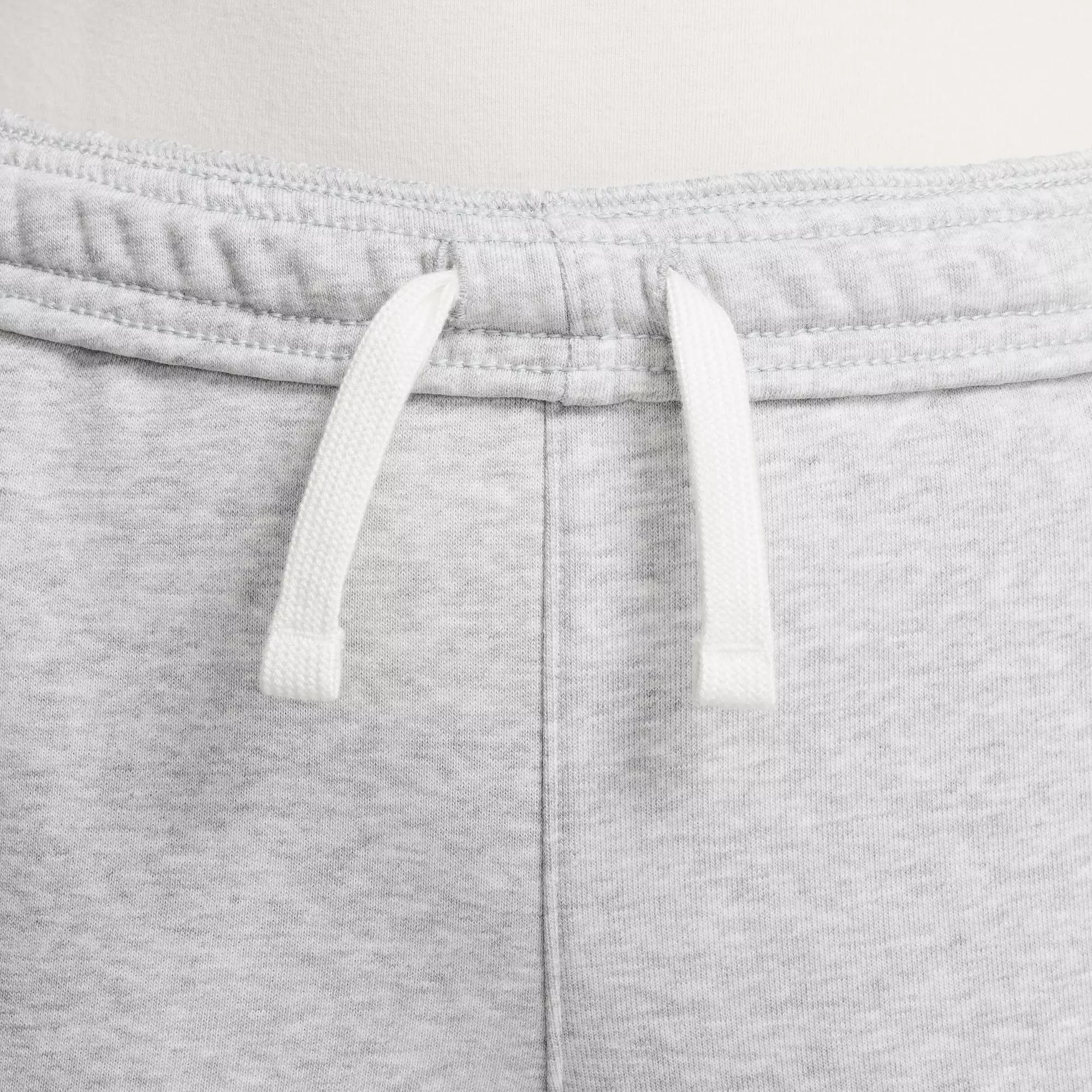 Nike Big Boys' Standard Issue Dri-FIT Fleece Pants - GREY