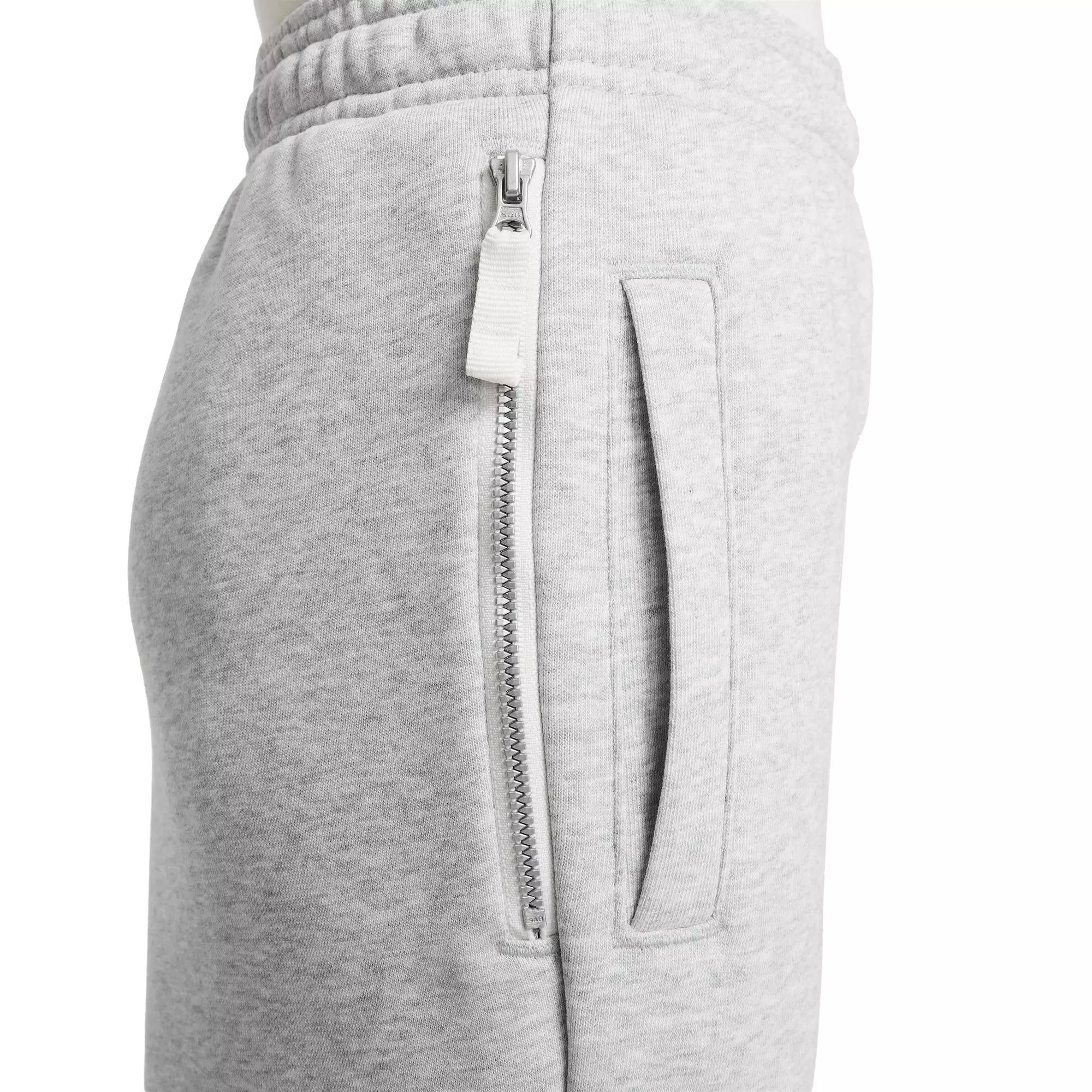 Nike Big Boys' Standard Issue Dri-FIT Fleece Pants - GREY