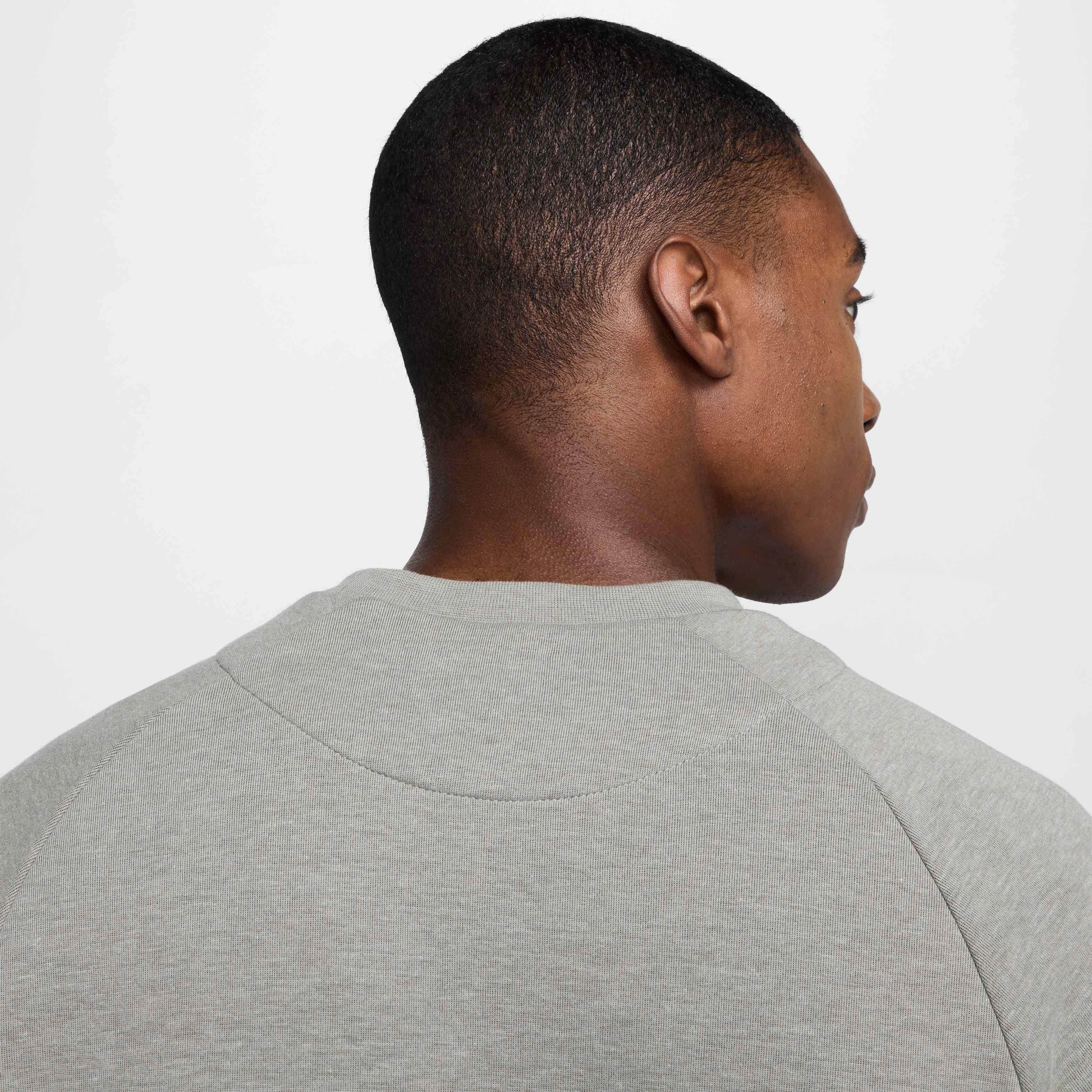 Nike Men's Primary Fleece Dri-Fit UV Performance Crew - GREEN Thumbnail View 8