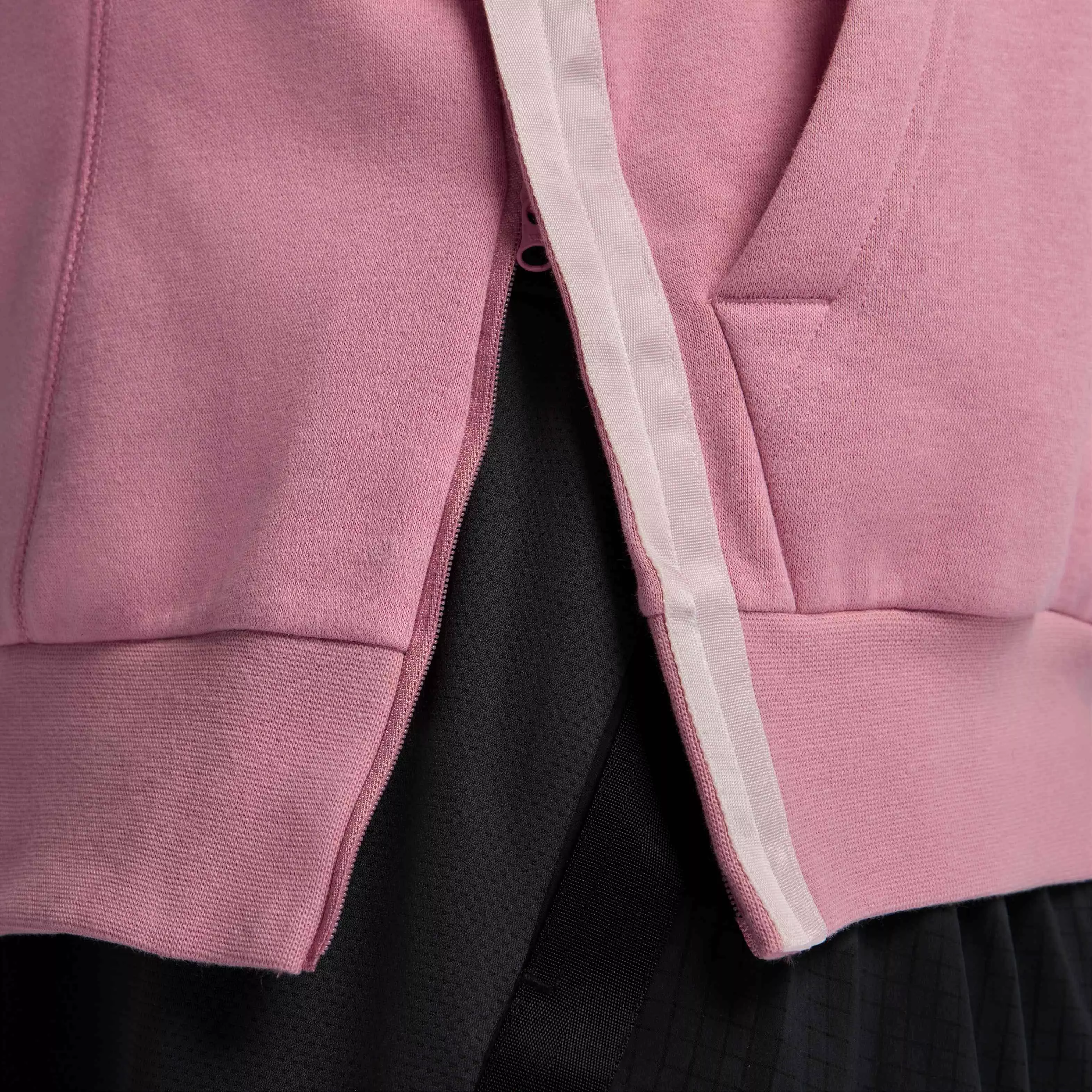 Nike Unisex Sabrina Unisex Fleece Basketball Hoodie -Pink - PINK