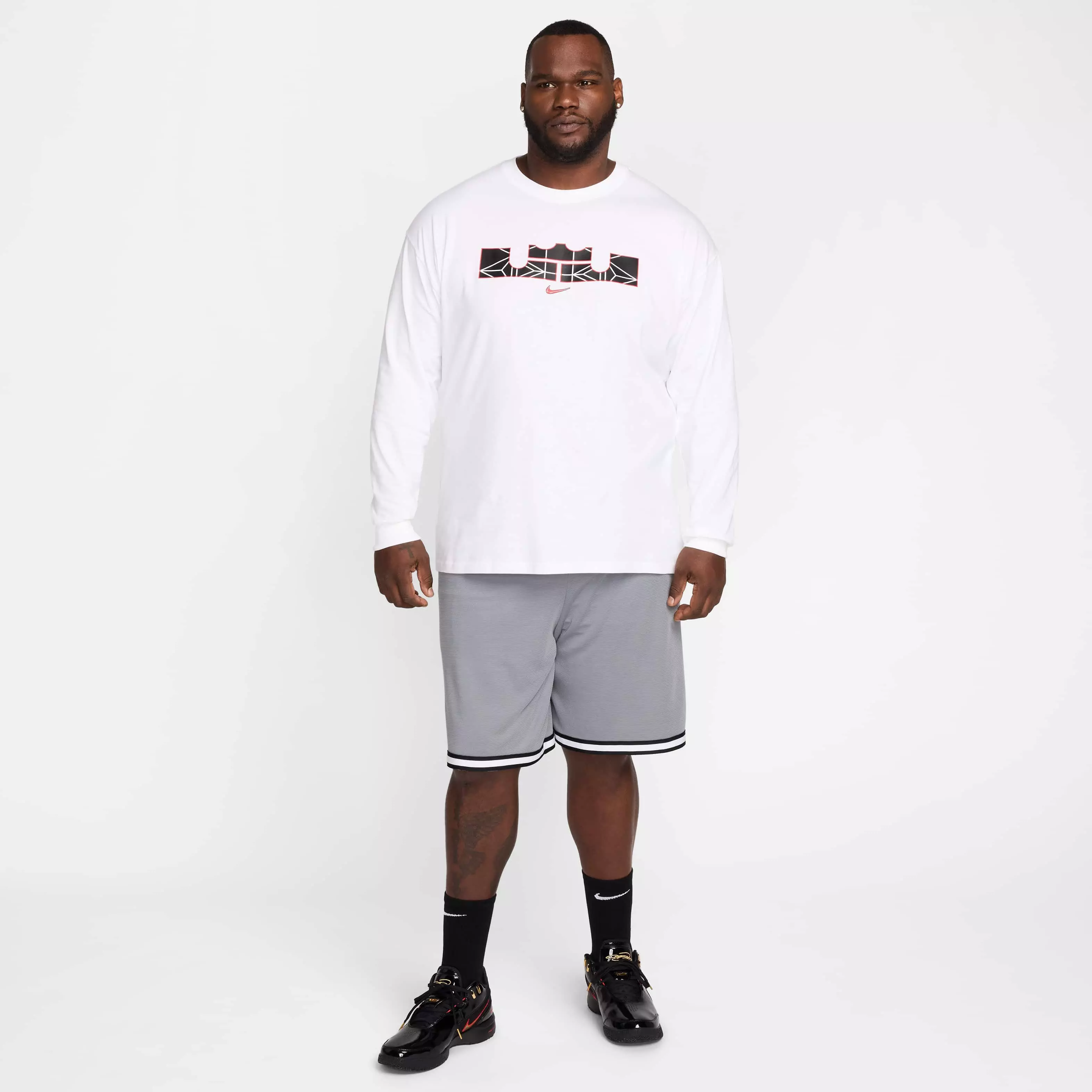 LeBron Men's Nike​ Max90 Long-Sleeve Basketball T-Shirt - WHITE